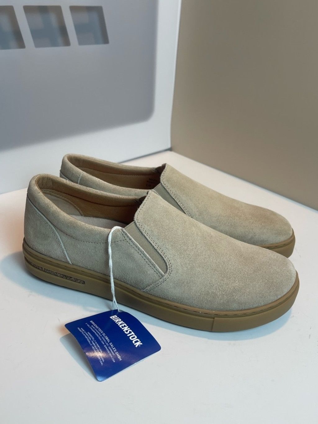 Birkenstock Birkenstock Oswego sandcastle suede Slip on Shoes EU 40 Size US 7 / IT 37 - 2 Thumbnail