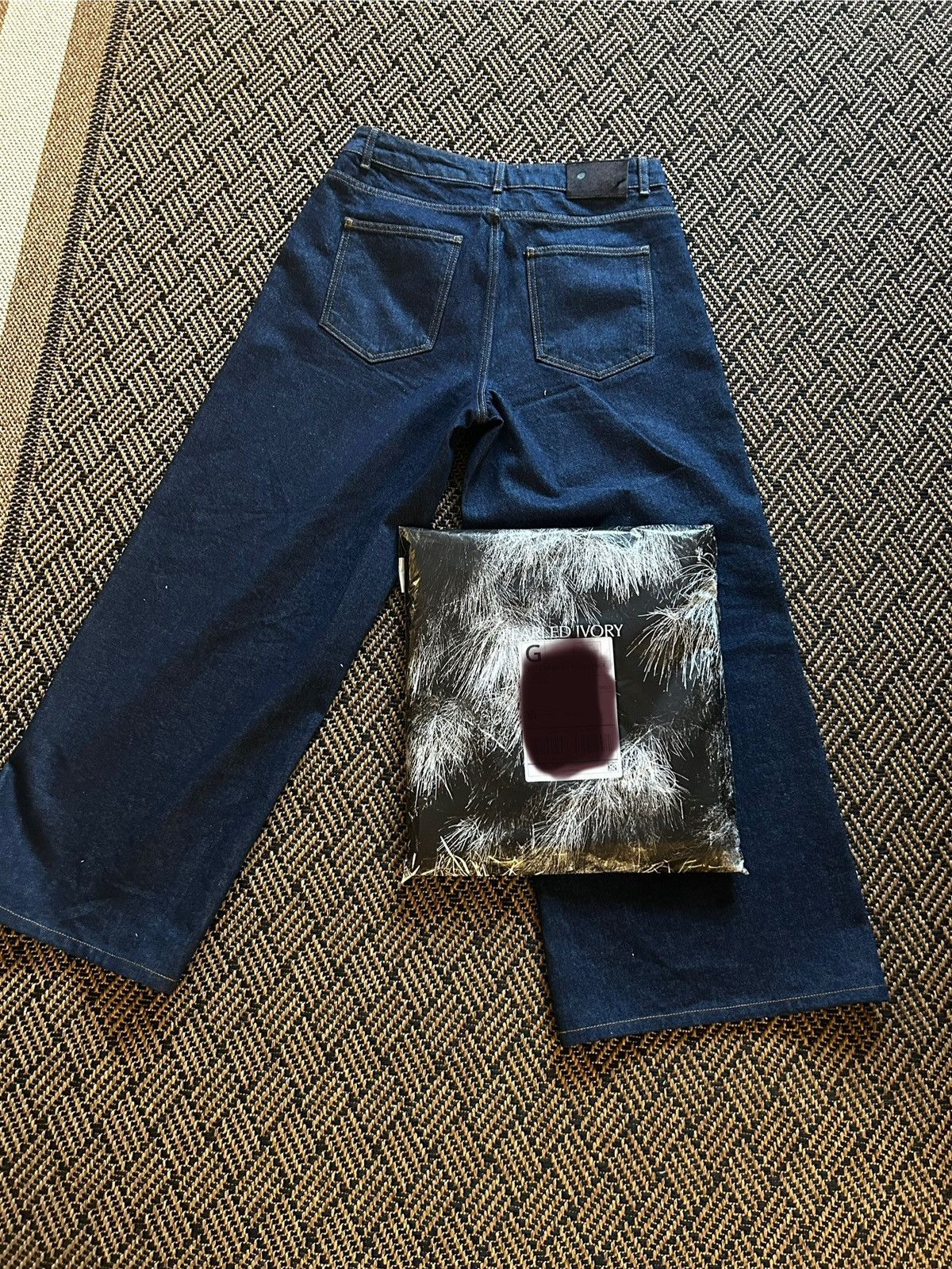 Other Pearled Ivory 1211 Raw Indigo Denim Size US 32 / EU 48 - 2 Thumbnail