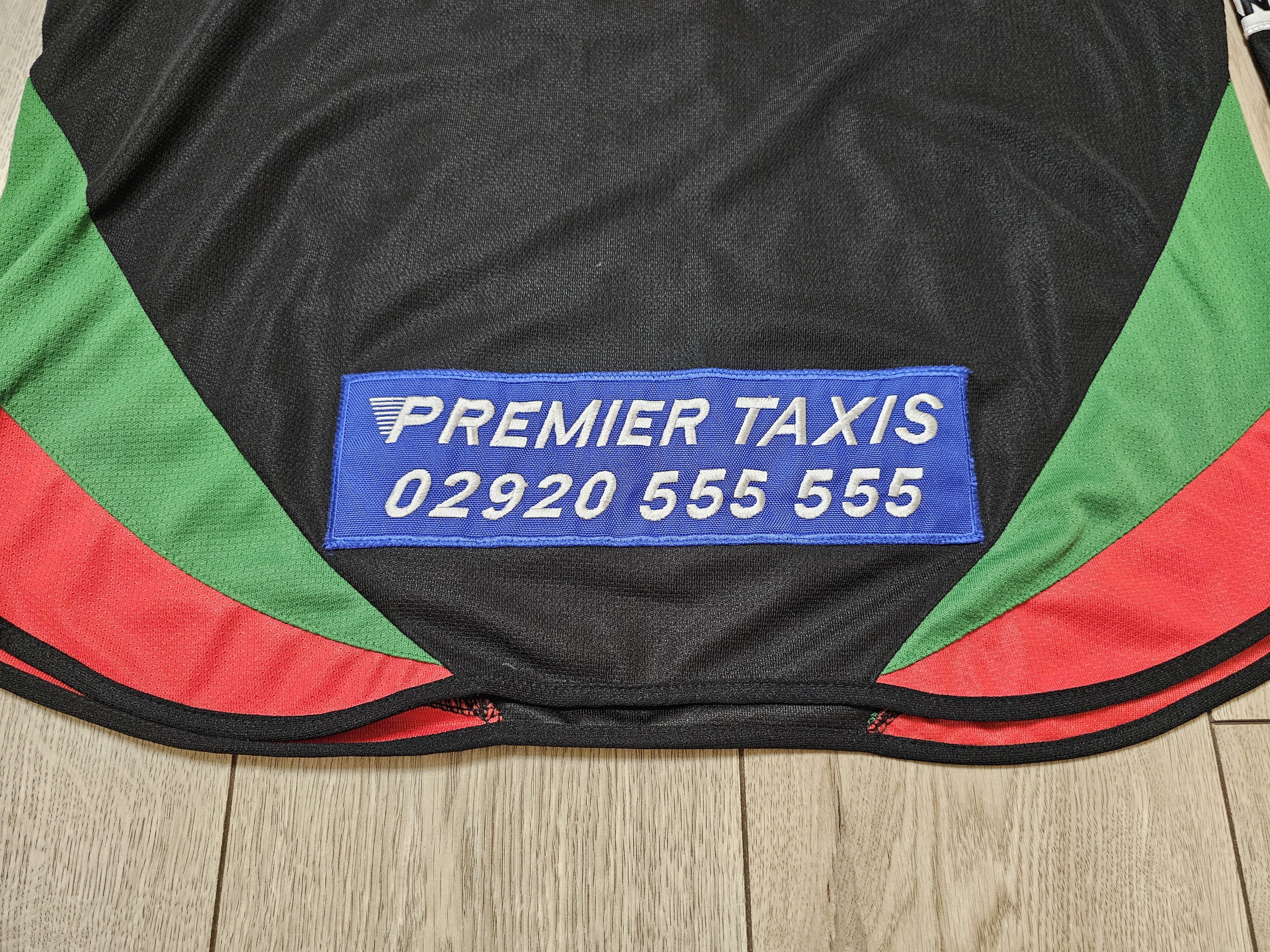 NHL × Vintage CARDIFF DEVILS HOCKEY JERSEY BLACK ICE HOCKEY SHIRT ENGLAND Size US S / EU 44-46 / 1 - 6 Thumbnail