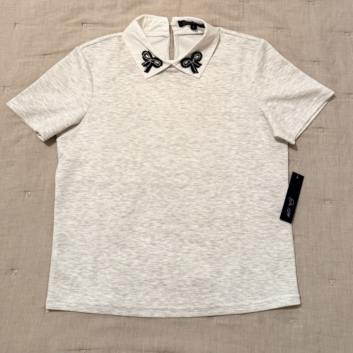 Other On 12th Feminine light gray top with a white collar Size S / US 4 / IT 40 - 2 Thumbnail