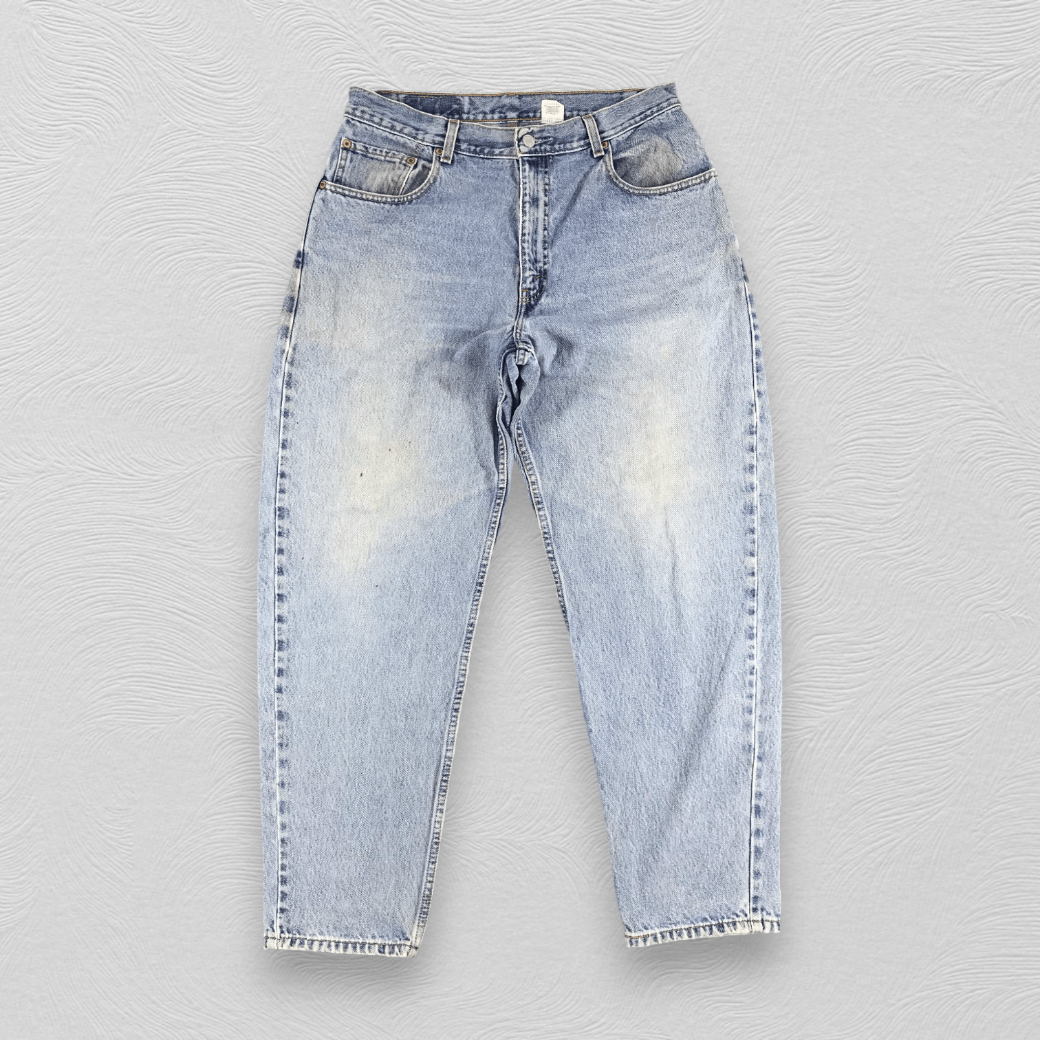 image of Levis 560 Jeans Light Wash Denim Kj546 in Blue, Men's (Size 32)