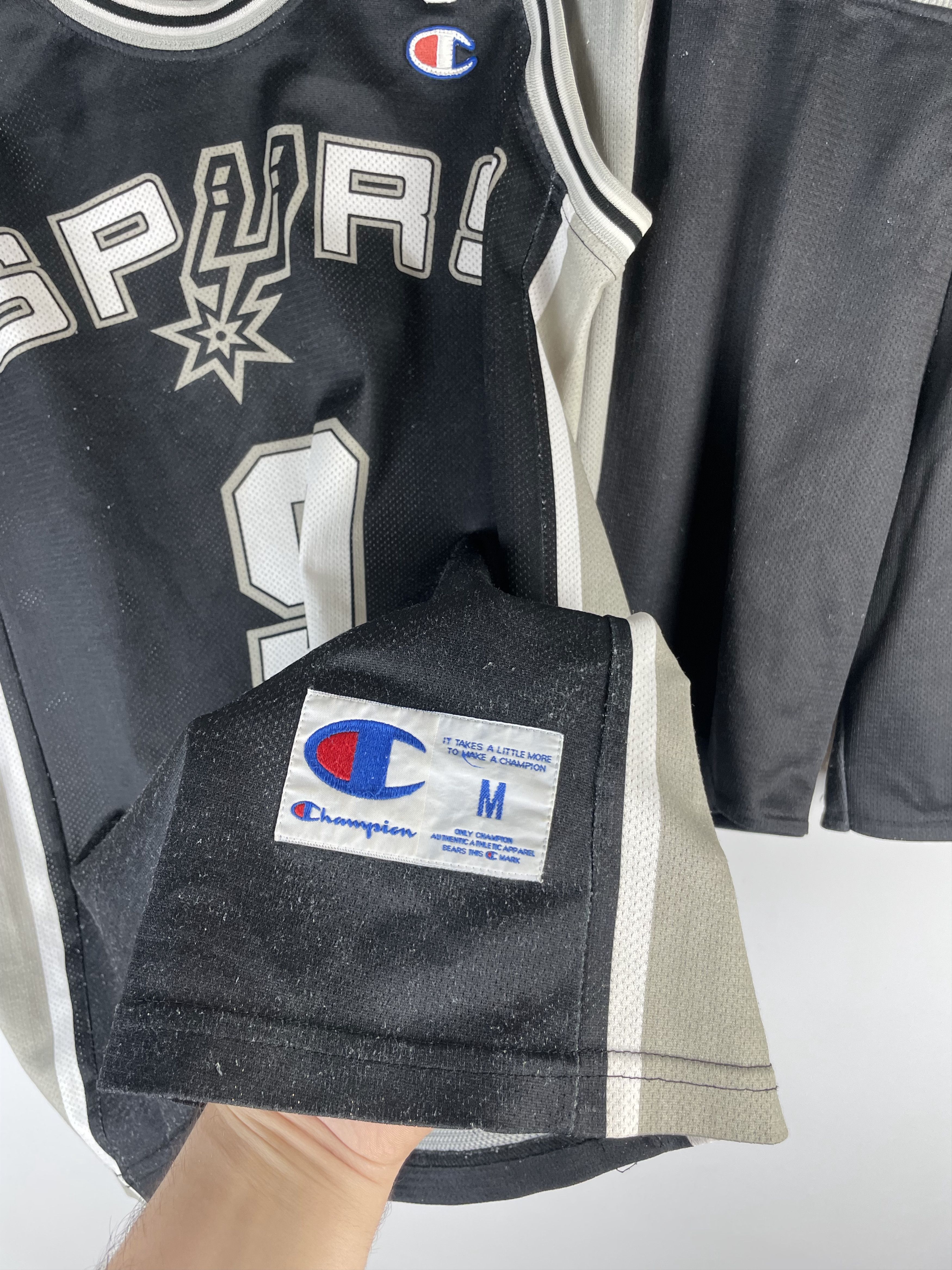 Champion Vintage NBA Spurs 9 Parker Champion Jersey Size US M / EU 48-50 / 2 - 6 Thumbnail