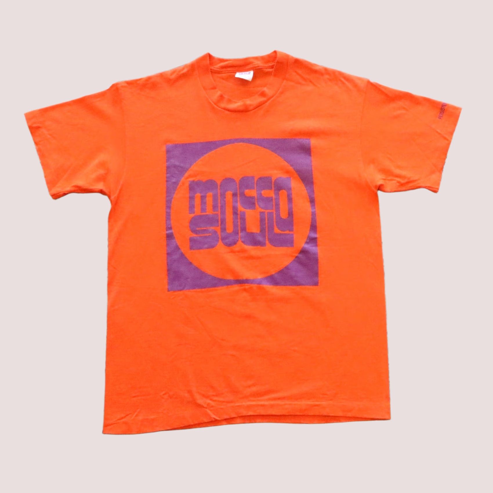 Vintage Vintage Mocca Soul Band Tee Shirt L Men Orange Band Mocca Soul Tee Shirt L Mens Orange Vintage Mocca Soul Band Tee Shirt L Mens Orange Size US L / EU 52-54 / 3 - 1 Thumbnail