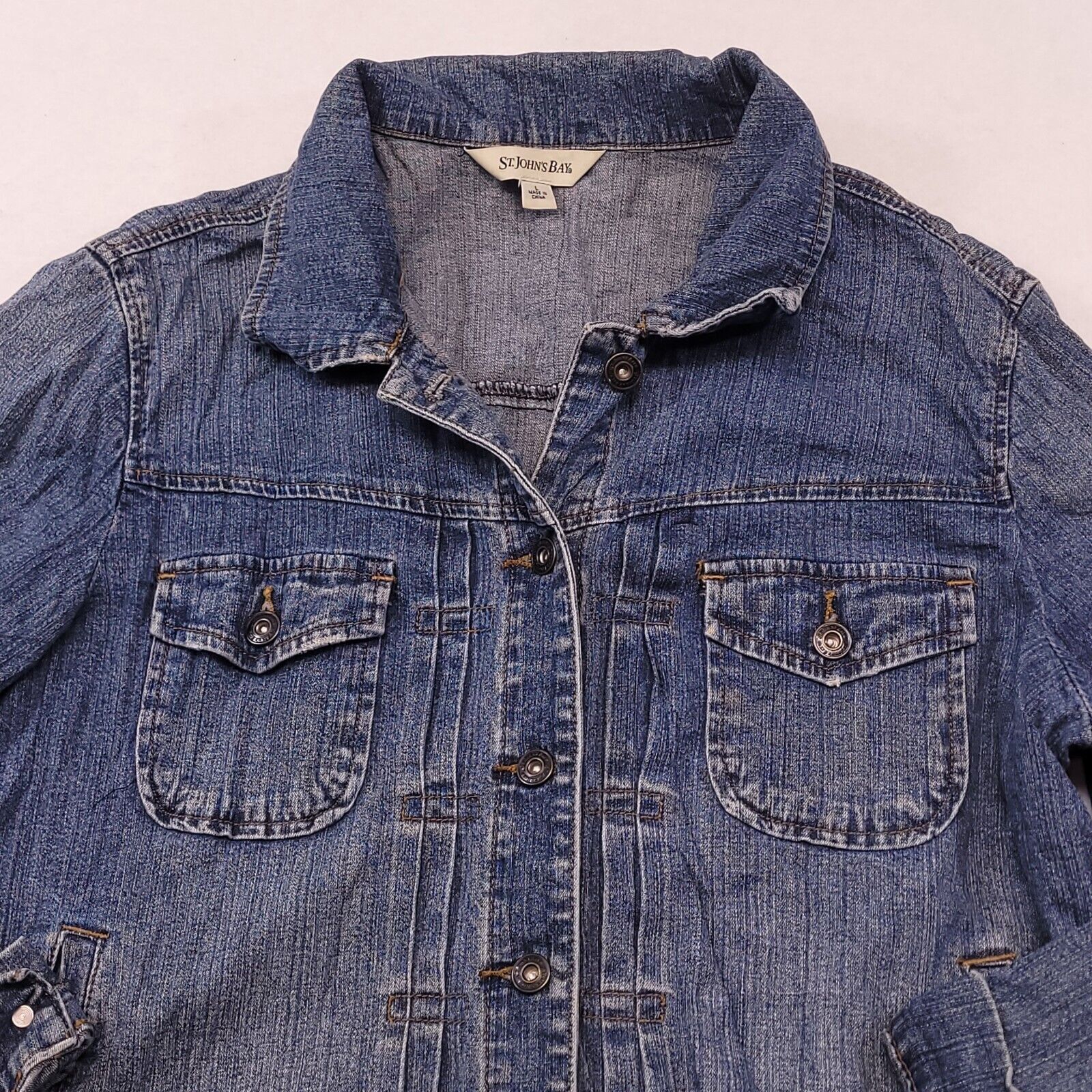 St. Johns Bay St Johns Bay Casual Button Up Denim Jacket Women Size L Blue Size L / US 10 / IT 46 - 1 Thumbnail