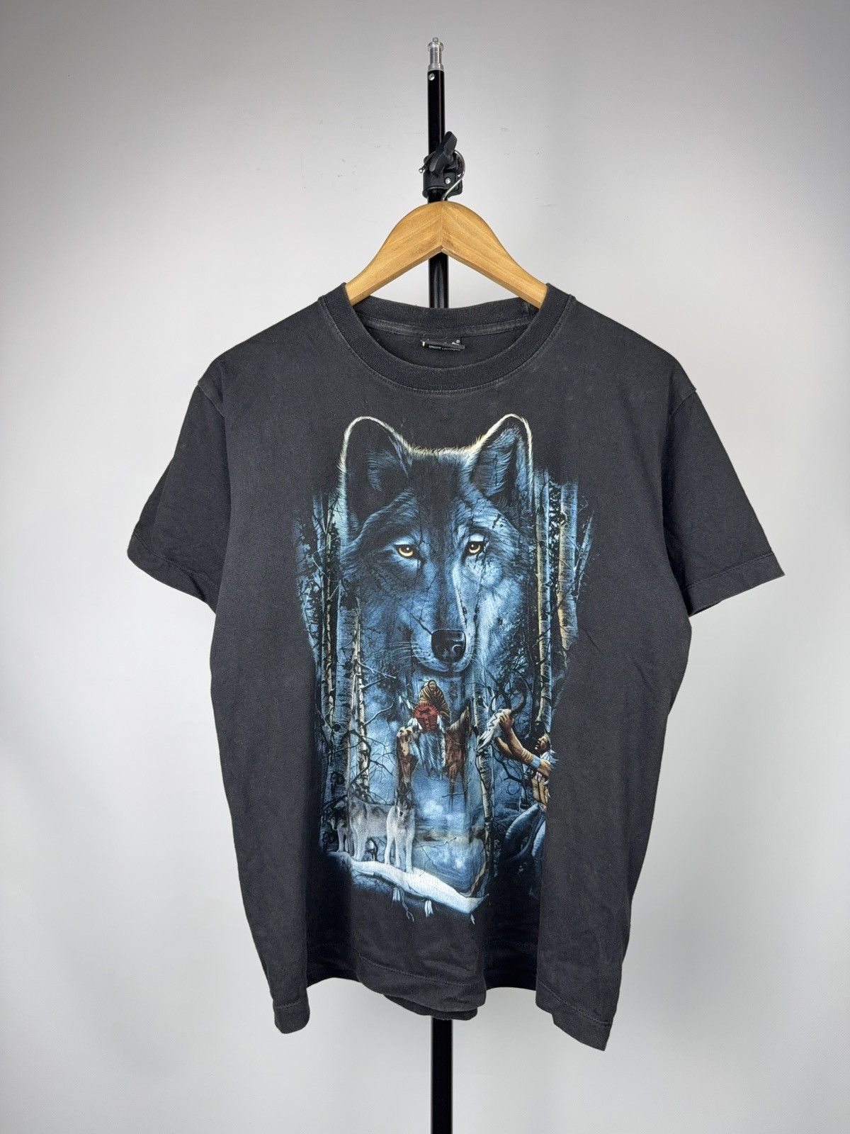 Vintage 90s Retro Vintage Wolf Graphic T-Shirt Native American Art Size US M / EU 48-50 / 2 - 1 Thumbnail