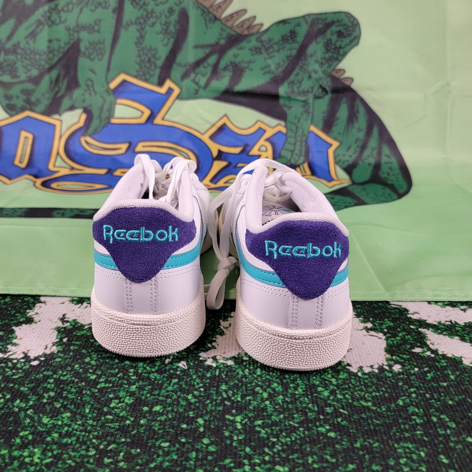 Reebok Reebok Club C Revenge Mens Sneaker Size 9 White/Blue GY1822 Size US 9 / EU 42 - 3 Thumbnail