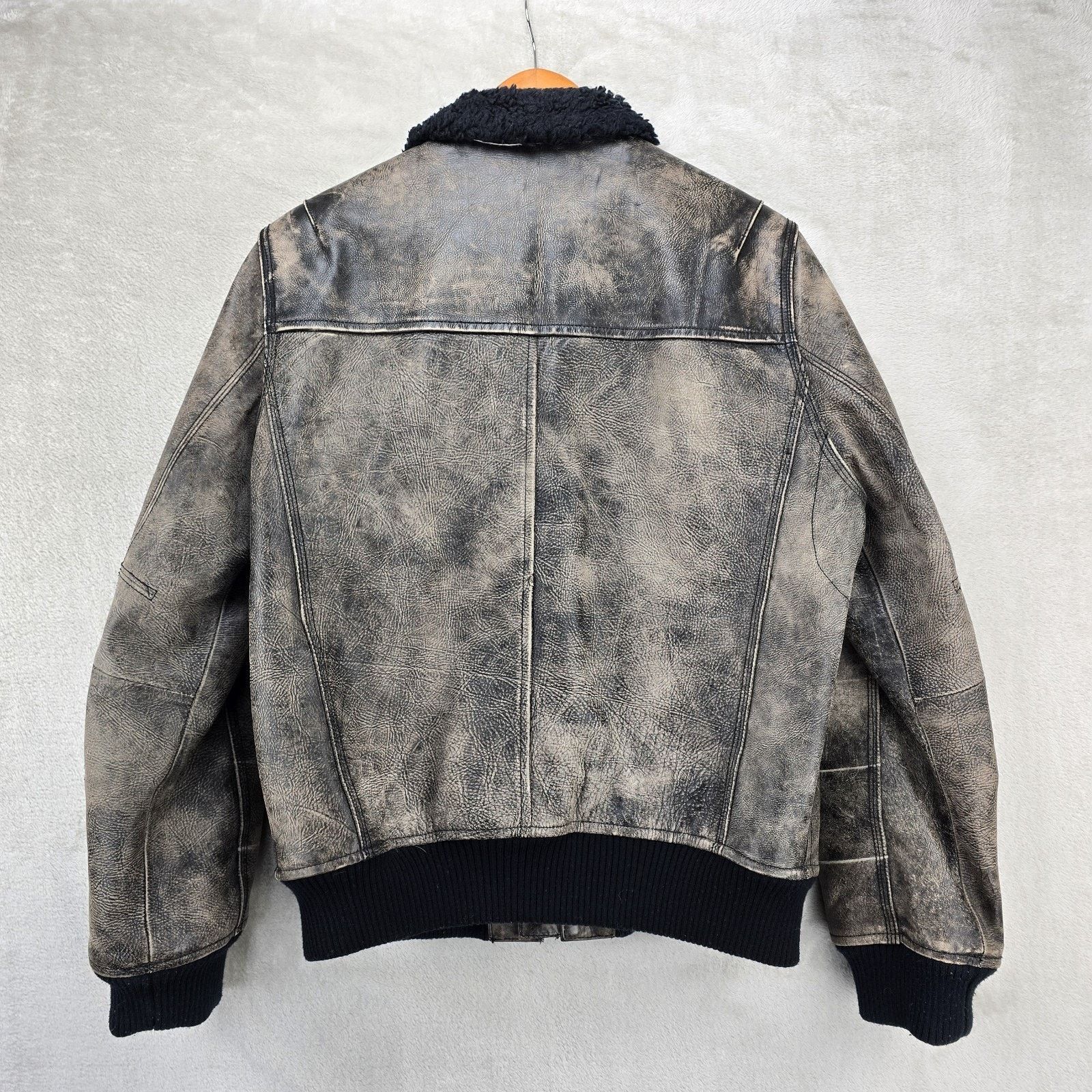Gap Vintage GAP Leather Jacket Medium Sherpa Lined Bomber Size US M / EU 48-50 / 2 - 12 Thumbnail