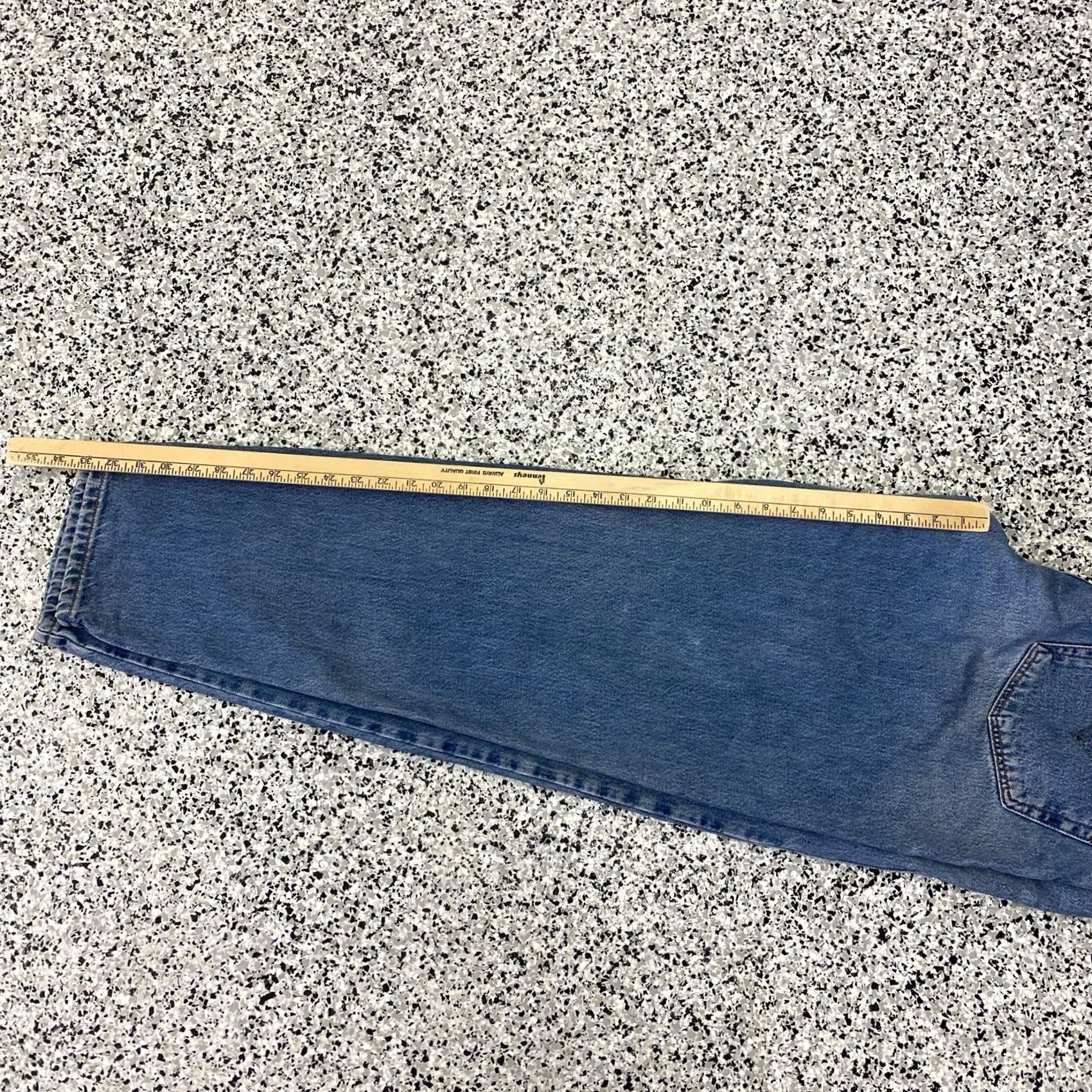 Levi's VINTAGE Levi's 560 Jeans Mens 33x33 Blue Medium Wash Denim Made In USA Size US 33 - 6 Thumbnail