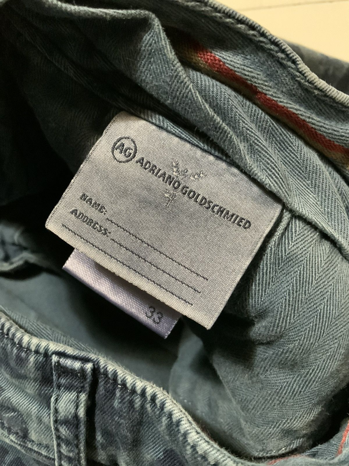 AG Adriano Goldschmied AG Adriano Goldschmied Peace Sign AOP Blue Chino Shorts Size US 33 - 4 Thumbnail