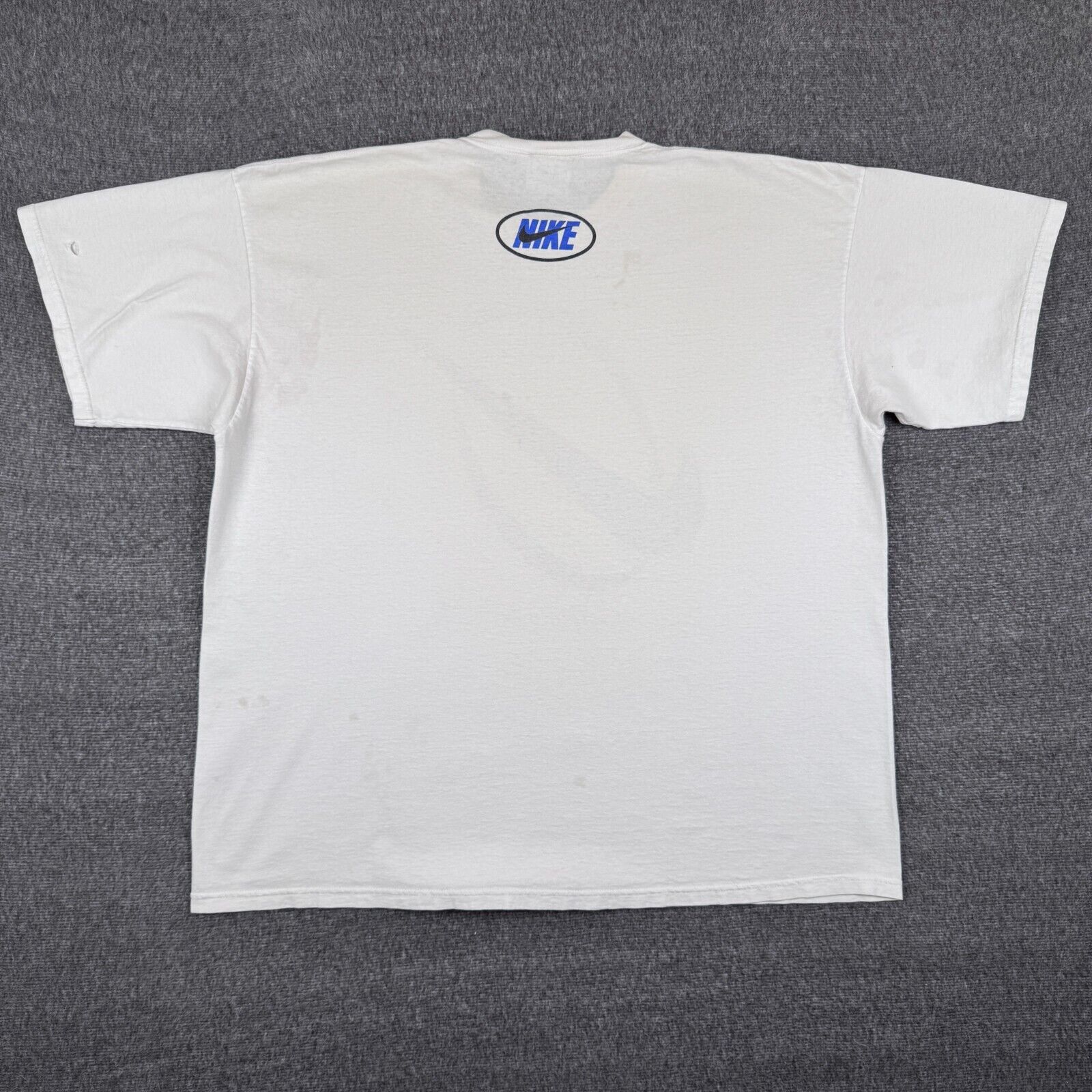 Nike Vintage Nike Essentials T-Shirt Mens XXL White Center Swoosh Size US XXL / EU 58 / 5 - 6 Thumbnail