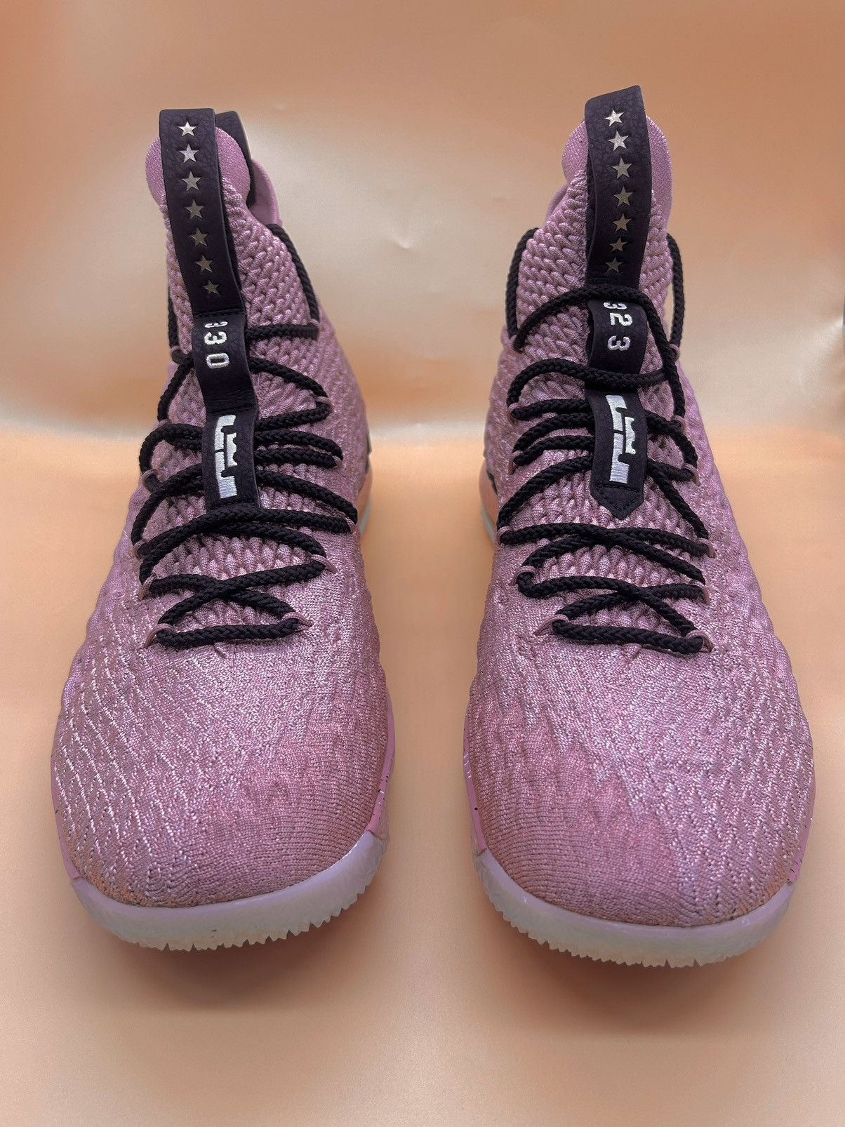Nike Size 13.5- Nike LeBron 15 “Hollywood” 2018 Size US 13 / EU 46 - 3 Thumbnail
