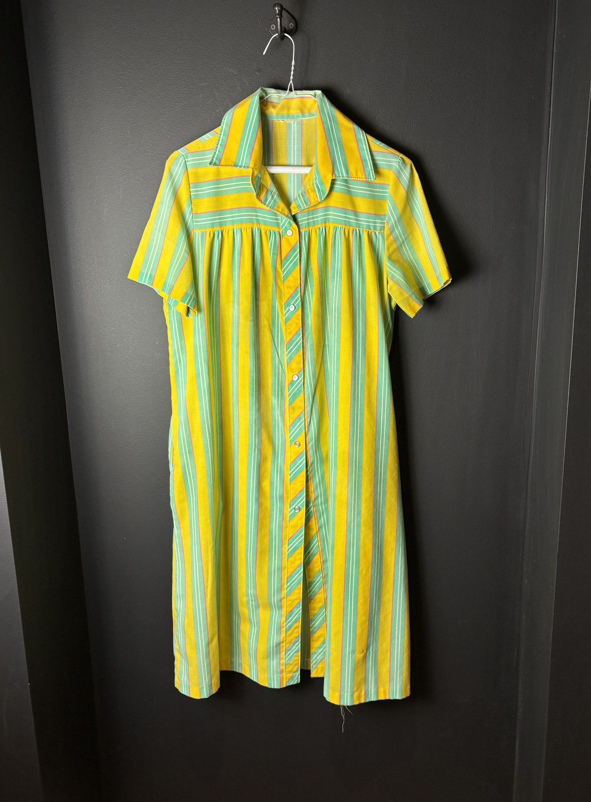 Vintage 1970s Snap Button Dress True Vintage Collared Striped Cotton Size ONE SIZE - 2 Thumbnail