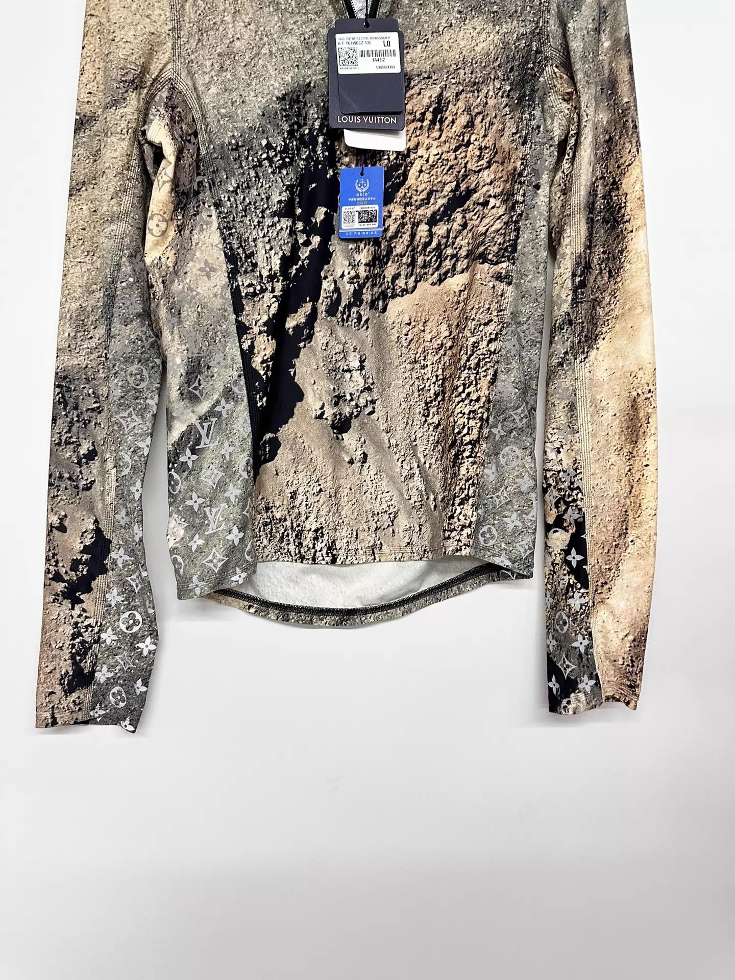 Louis Vuitton LV All Over Print Top L Size US L / EU 52-54 / 3 - 7 Thumbnail