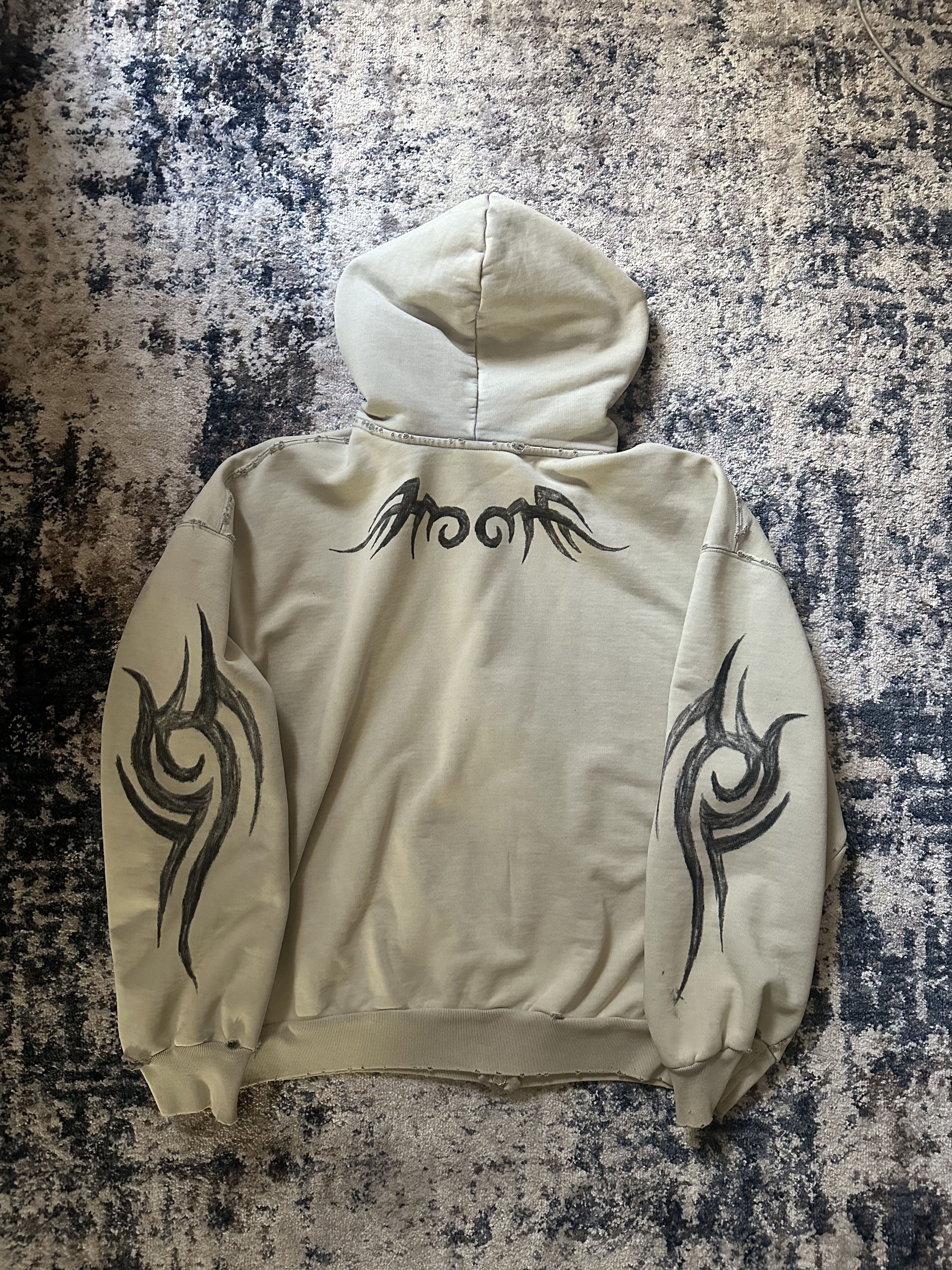 Balenciaga Balenciaga Tribal 'Y2K' Hoodie Size S Size US S / EU 44-46 / 1 - 4 Thumbnail