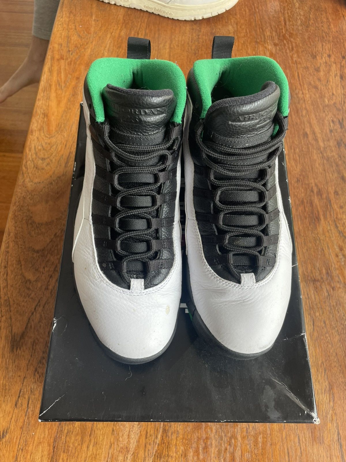 Jordan Brand Jordan 10 Retro Seattle Size US 10 / EU 43 - 4 Thumbnail