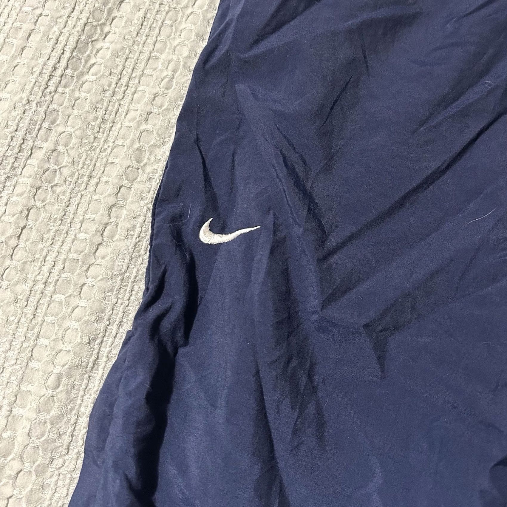 Nike VINTAGE Nike Baggy Track Pants Men L Navy Y2K Clothing Mens Size US 33 - 3 Thumbnail