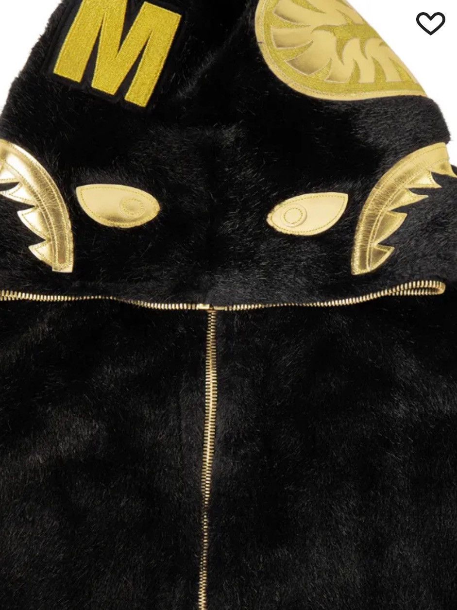 Bape A BATHING APE® Faux Fur Shark Hoodie Size US XL / EU 56 / 4 - 3 Thumbnail