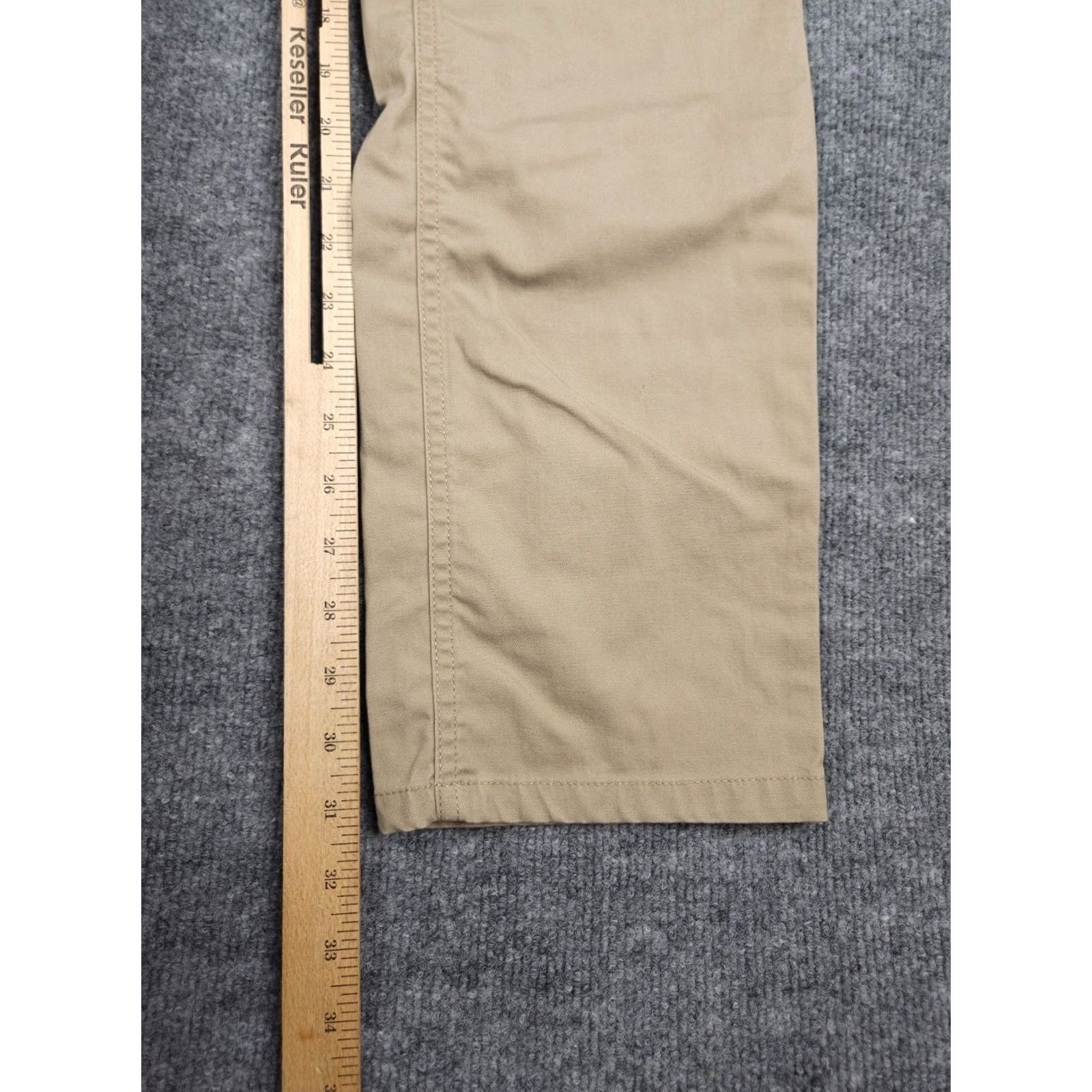 Oakley VINTAGE Oakley Pants Mens 32 x 32 Beige Zip Pocket Cargo Slim Straight cargo pants mens 30 inseam straight beige Oakley Urban Utility Pants Mens Size US 30 / EU 46 - 7 Thumbnail