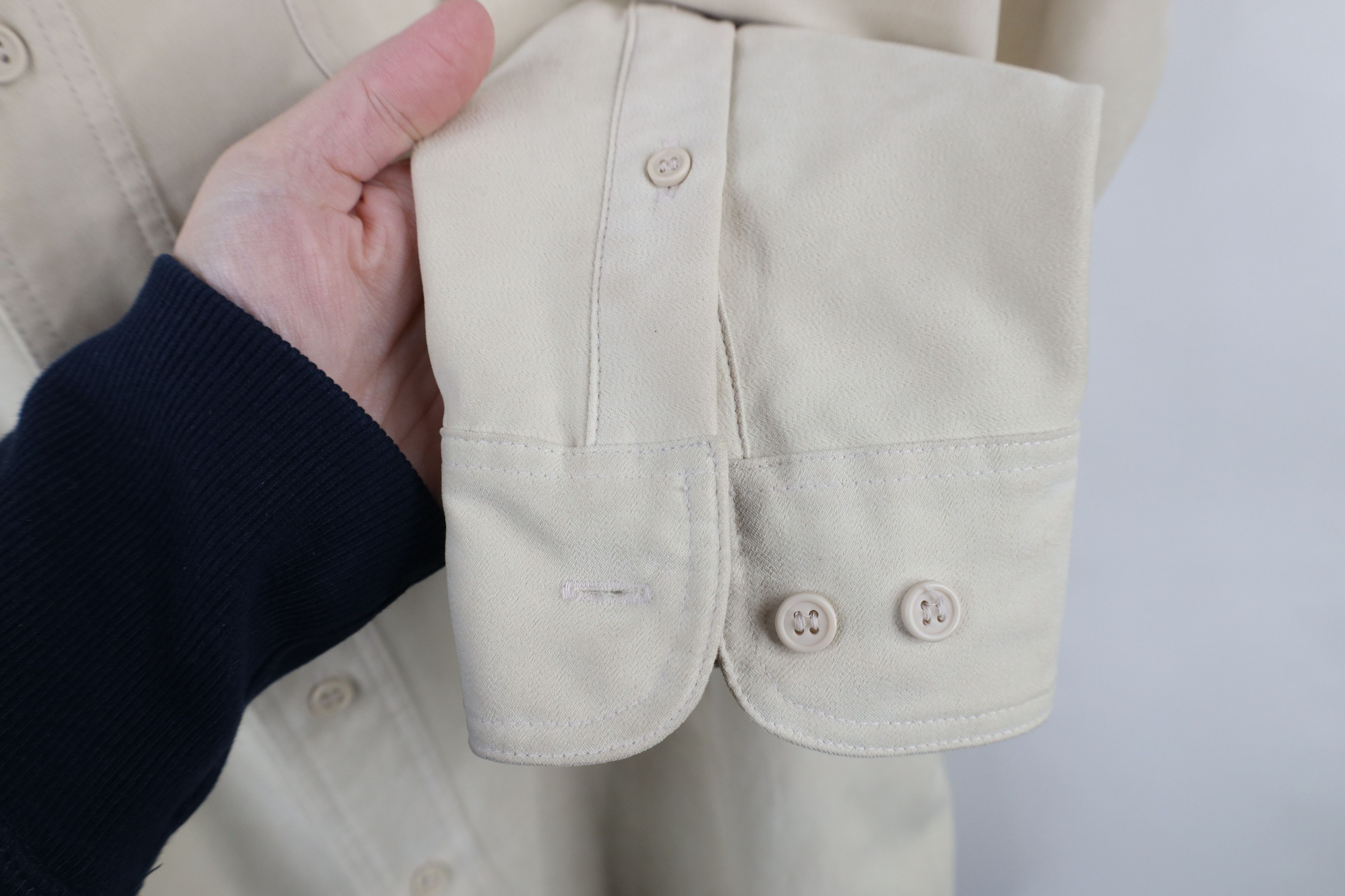 Vintage Vintage 90s Streetwear Microfiber Collared Button Shirt Size US XL / EU 56 / 4 - 4 Thumbnail
