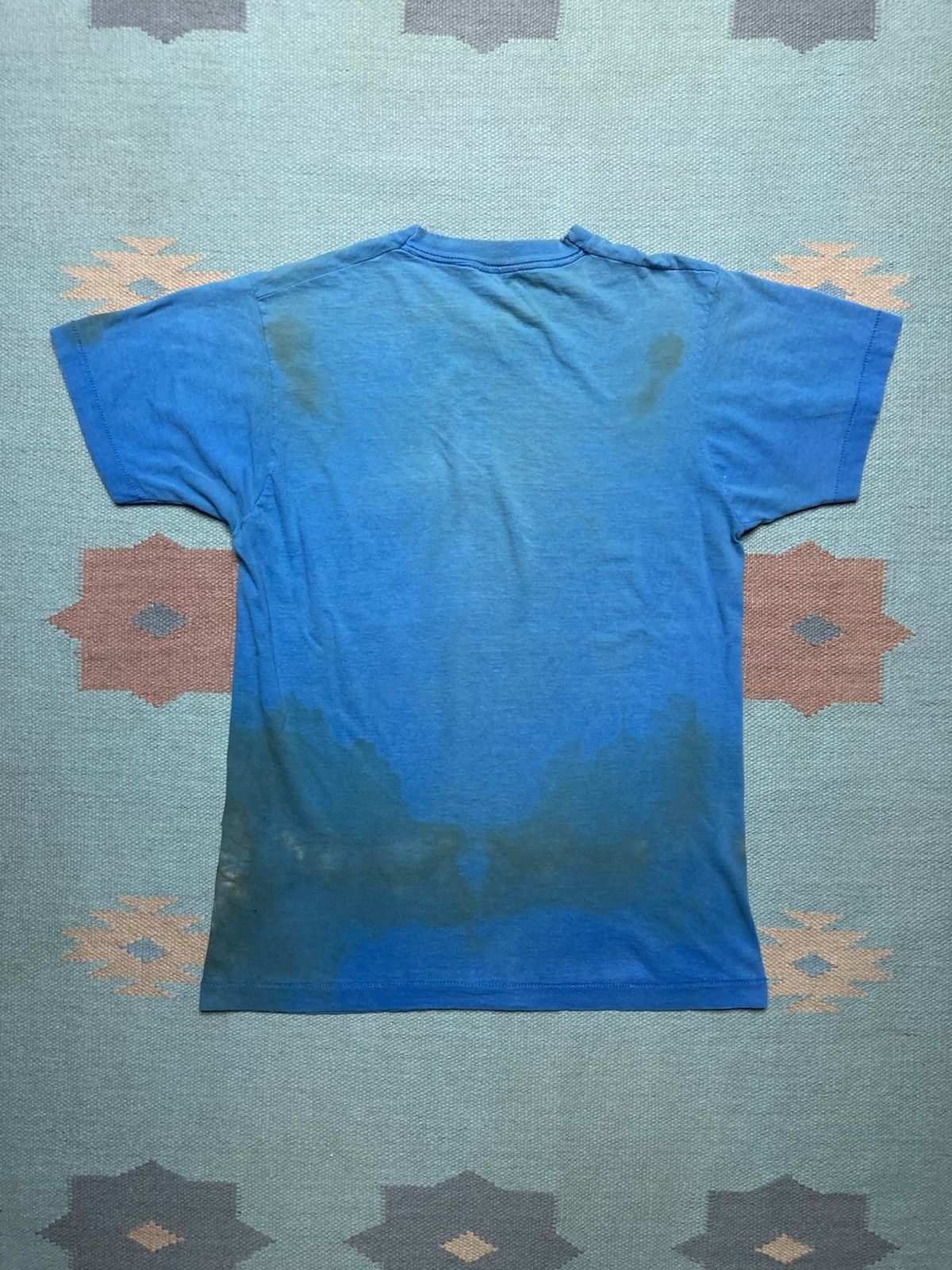 Vintage 80s pocket t shirt blank light blue distressed grunge medium Size US M / EU 48-50 / 2 - 9 Thumbnail
