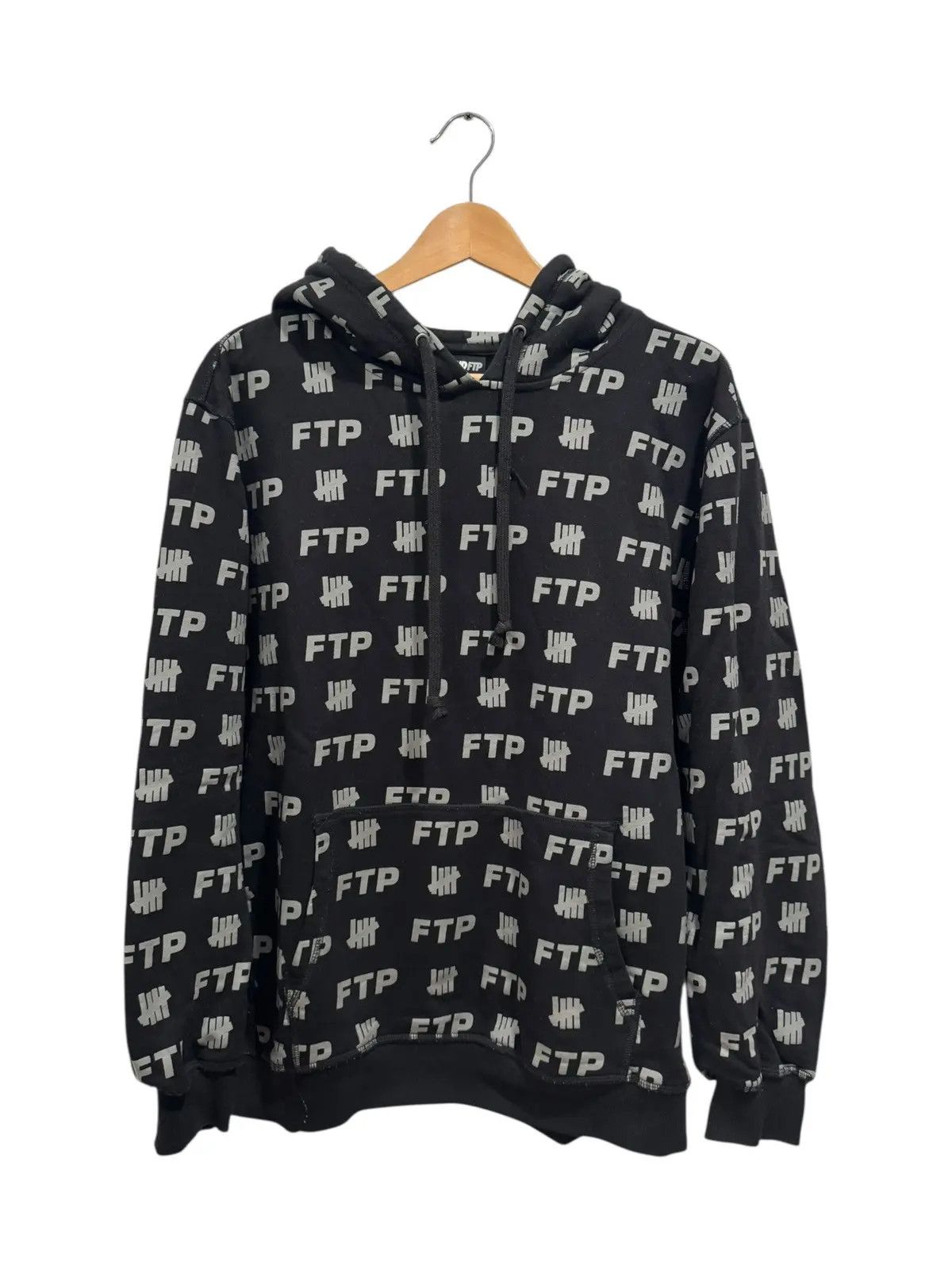 Fuck The Population × Undefeated FTP x Undefeated All Over Print Hoodie Size US S / EU 44-46 / 1 - 1 Thumbnail
