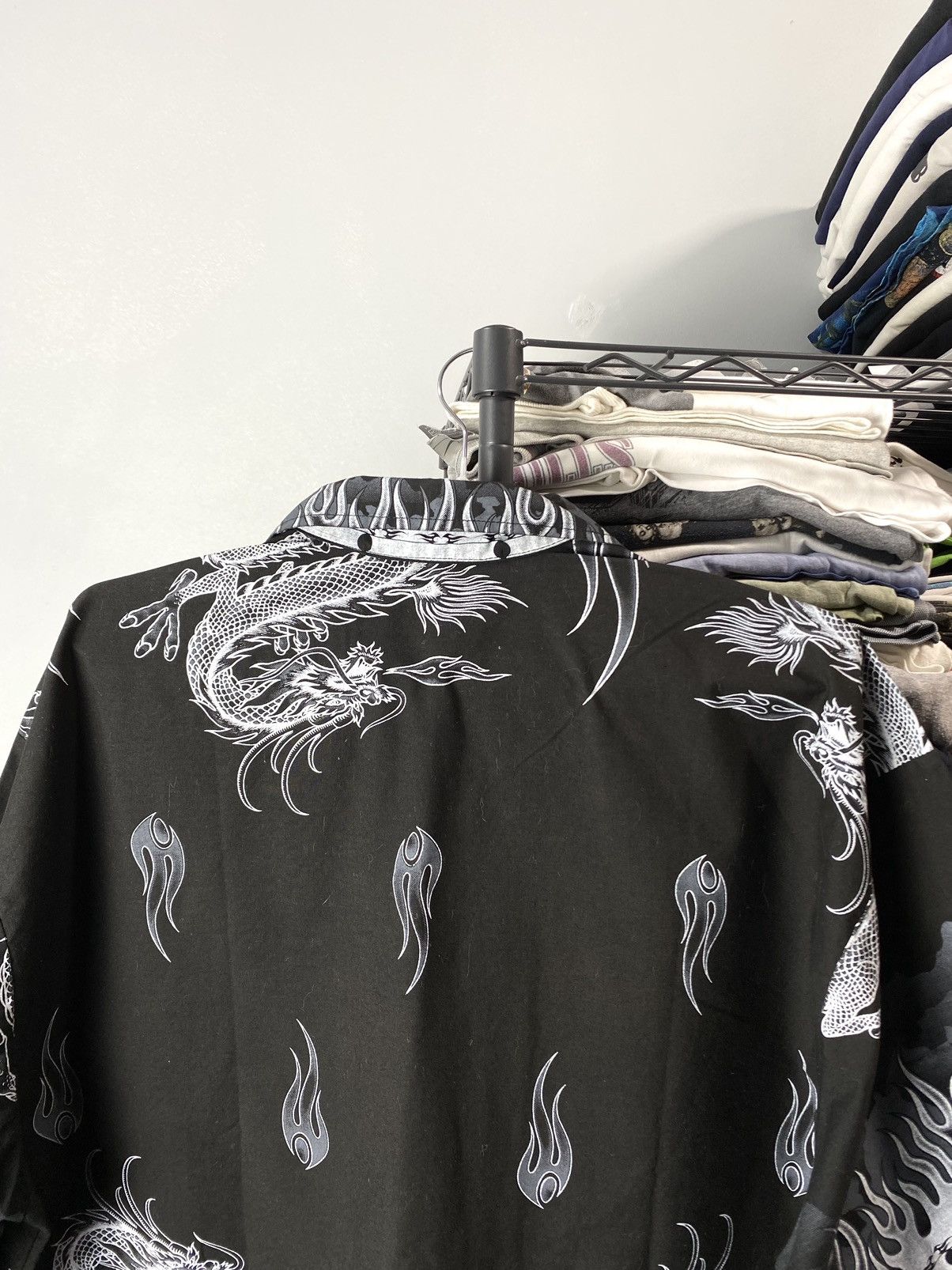 Vintage Vintage 1990’s Surf Design Dragon Shirt Y2K Abstract Art Size US XL / EU 56 / 4 - 10 Thumbnail