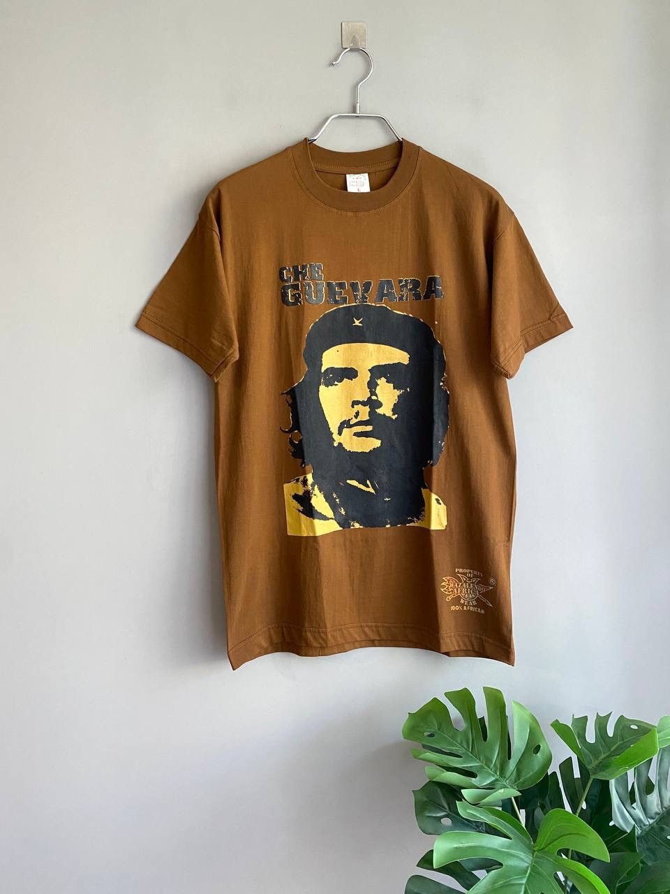 Vintage Vintage Che Guevara Print Brown T-Shirt, Size L Size US L / EU 52-54 / 3 - 1 Thumbnail