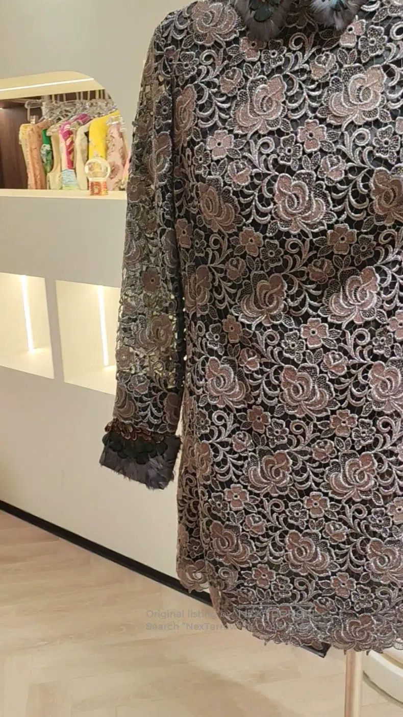 Valentino Valentino Heavy work dress Size S / US 4 / IT 40 - 1 Thumbnail