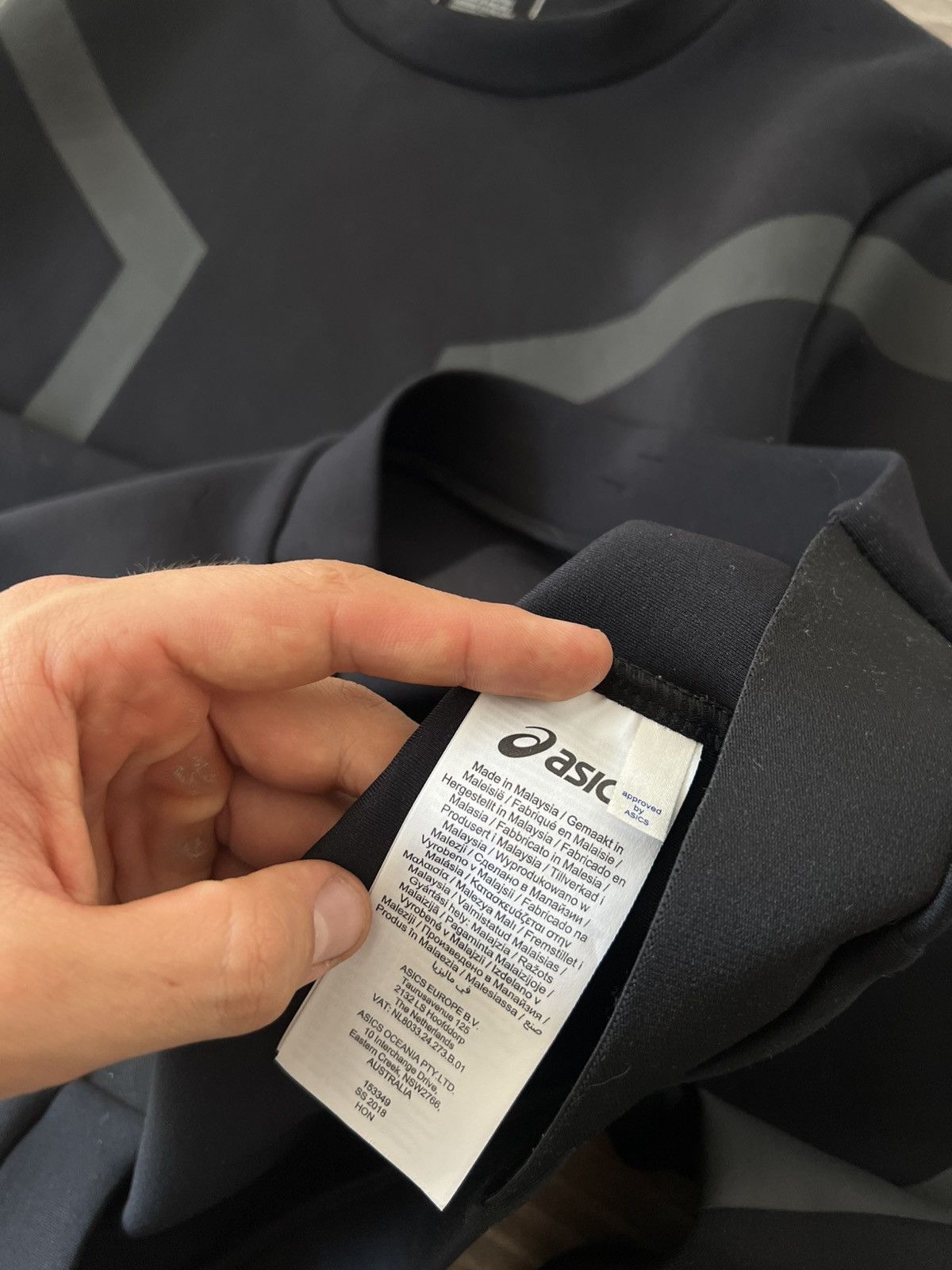 Asics × Designer ‼️Asics New Collection Circle logo Flex Sweatshirt‼️ Size US M / EU 48-50 / 2 - 21 Thumbnail