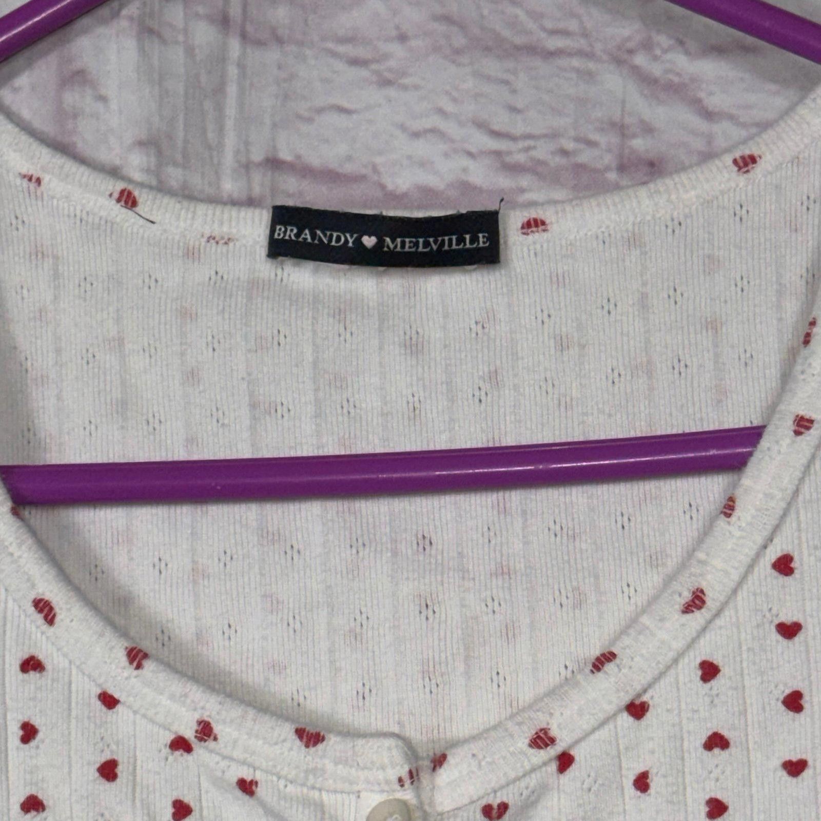 Other Brandy Melville Heart Pattern Button-Up Shirt Size 2 Size XS / US 0-2 / IT 36-38 - 3 Thumbnail