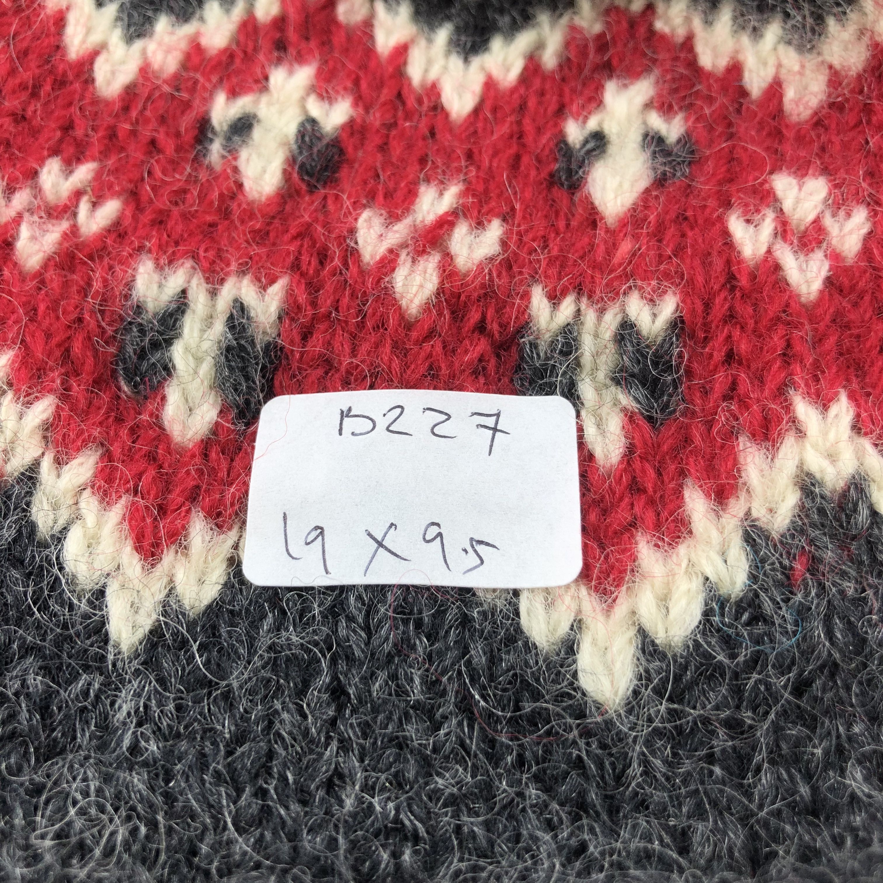 Vintage Fair Isle Knitted Wool Beanie Snowcap Snow Hat B227 Size ONE SIZE - 6 Thumbnail