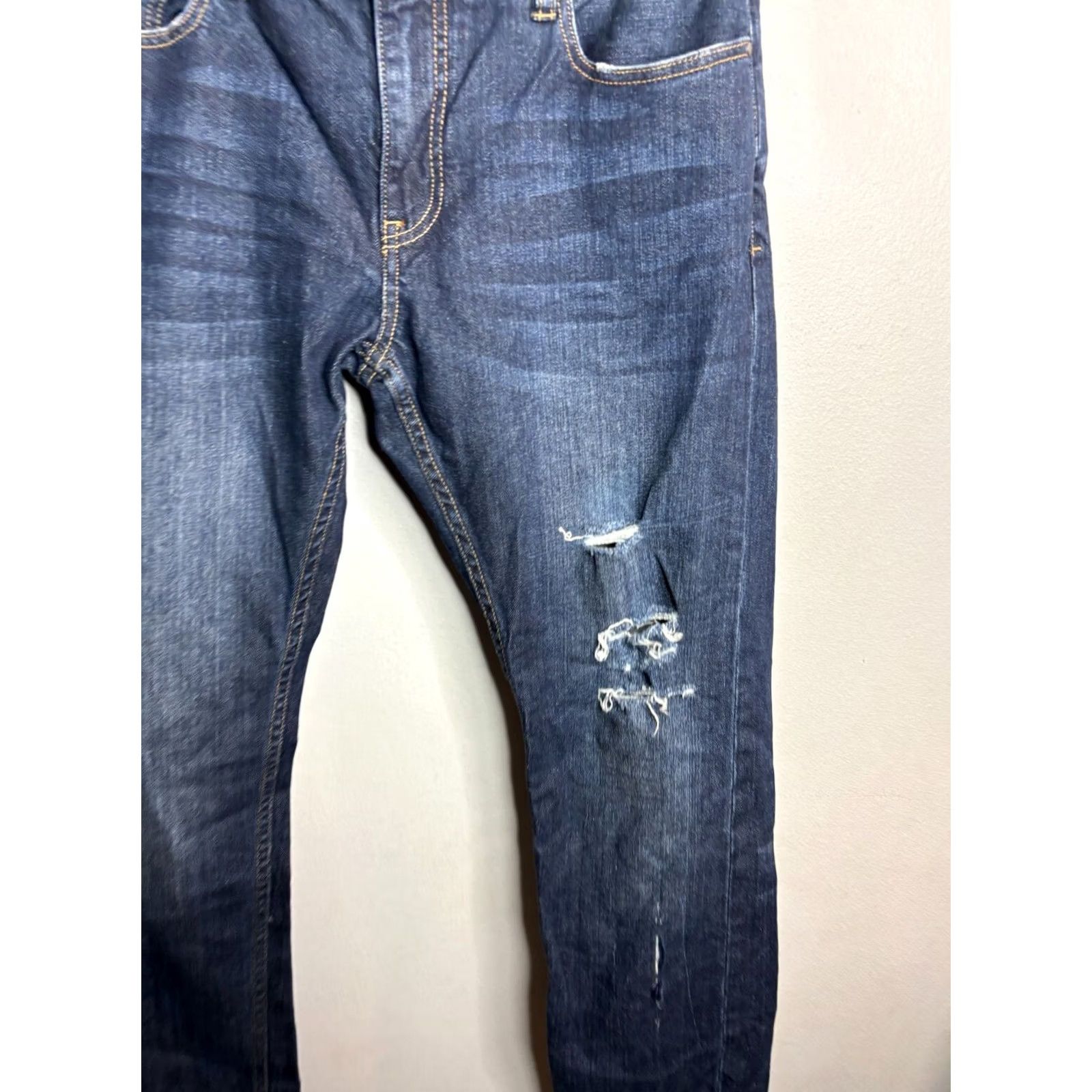 Armani Exchange Armani Exchange Jeans Men’s J13 Slim Fit Indigo Blue 31 31 in Denim Cotton Zip Button Slim Inseam 31 Dark City Logo USA Mens Size US 31 - 2 Thumbnail