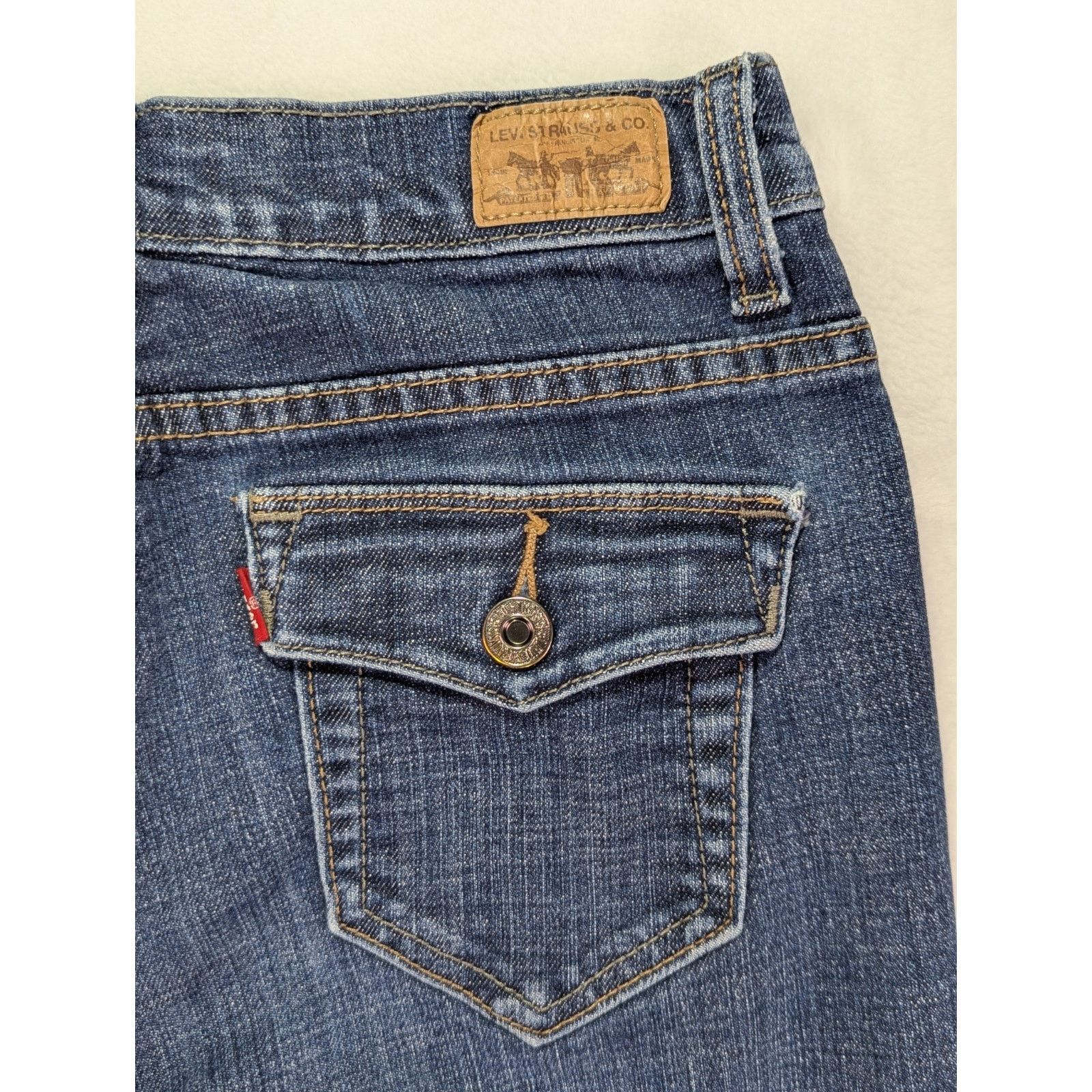Levi's 512 Bootcut Jeans Sz 6 S/C (Short/Curvy) Perfectly Slimming Size 28" / US 6 / IT 42 - 13 Thumbnail