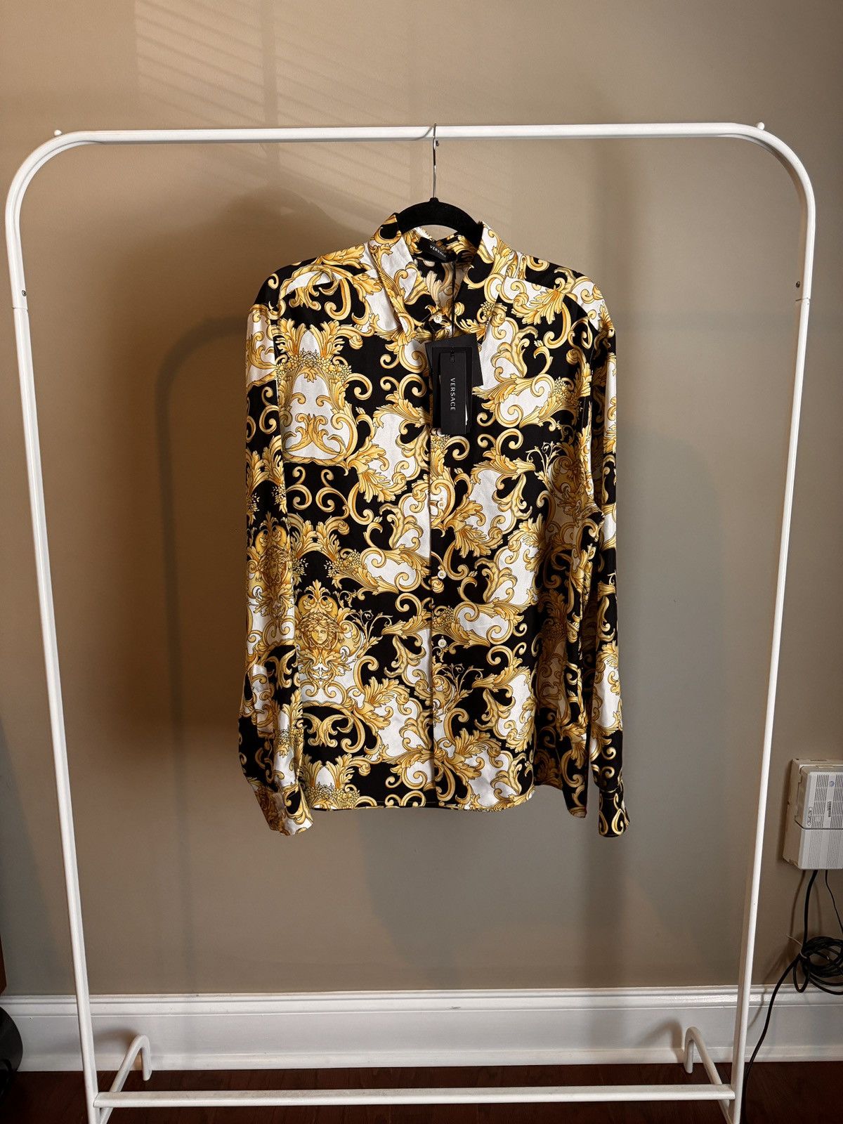 Versace Versace Renaissance 100% Silk button-down long sleeve shirt Size US L / EU 52-54 / 3 - 1 Thumbnail