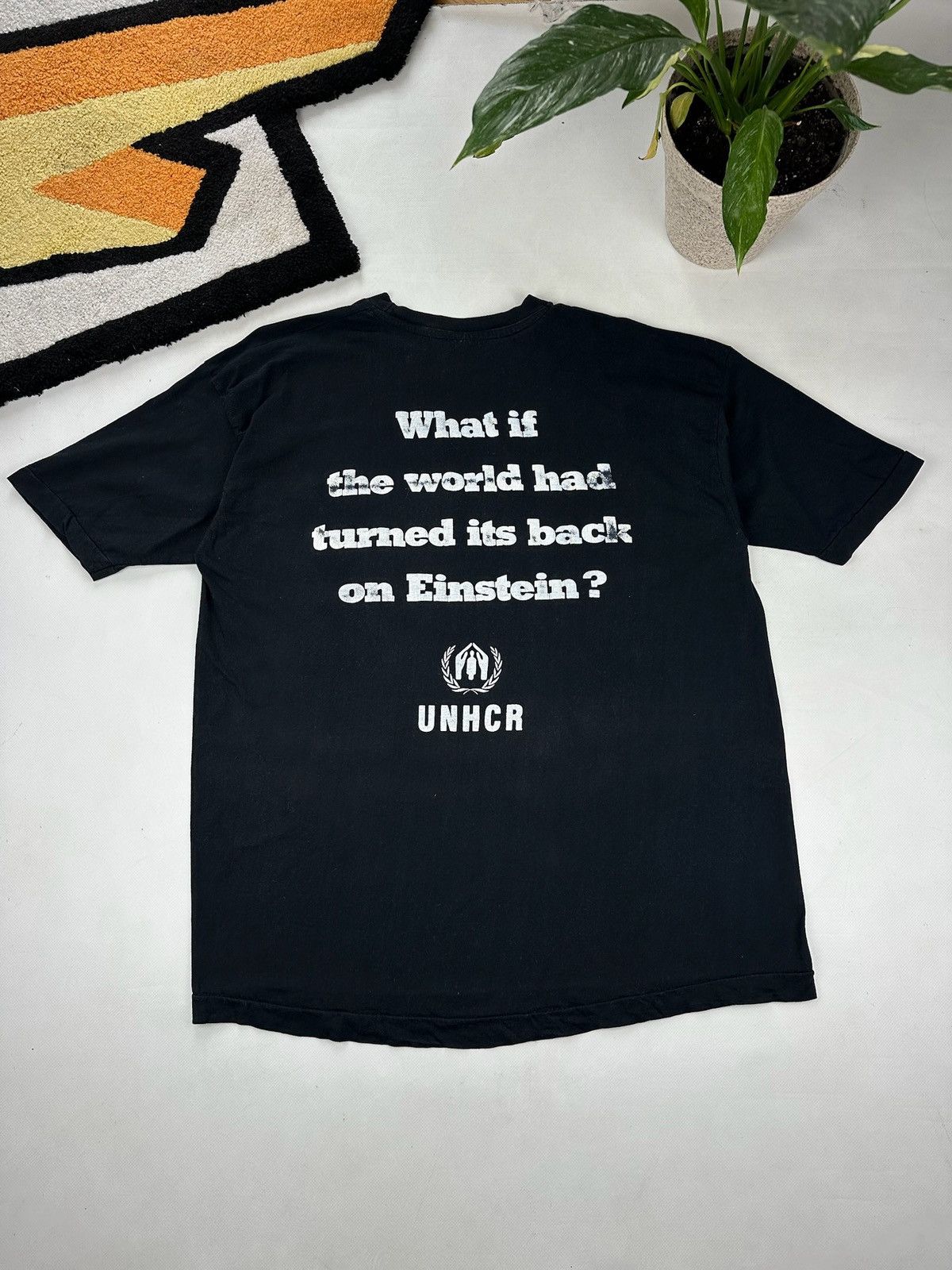 Band Tees × Vintage Vintage 90s Albert Einstein Shirt is refugee Size US XL / EU 56 / 4 - 2 Thumbnail