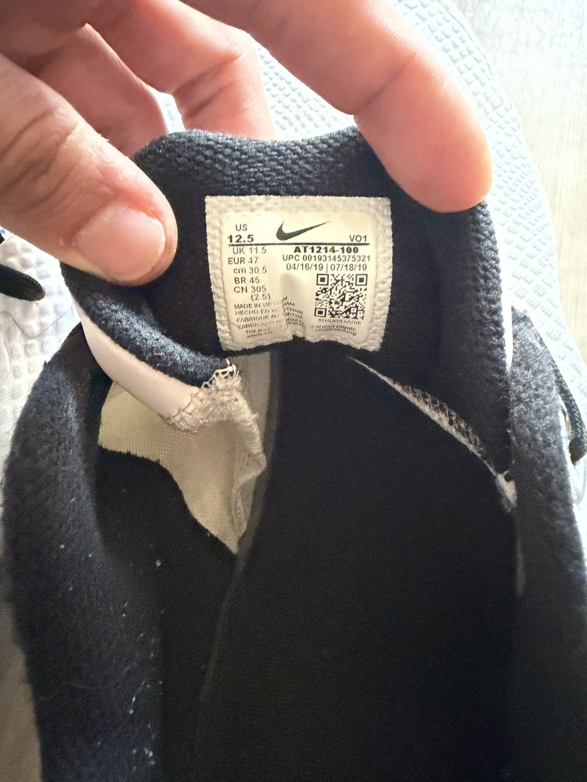 Nike Nike Mamba Focus TB White Grey Black AT1214-100 Sz 12.5 Kobe Size US 12.5 / EU 45-46 - 7 Thumbnail