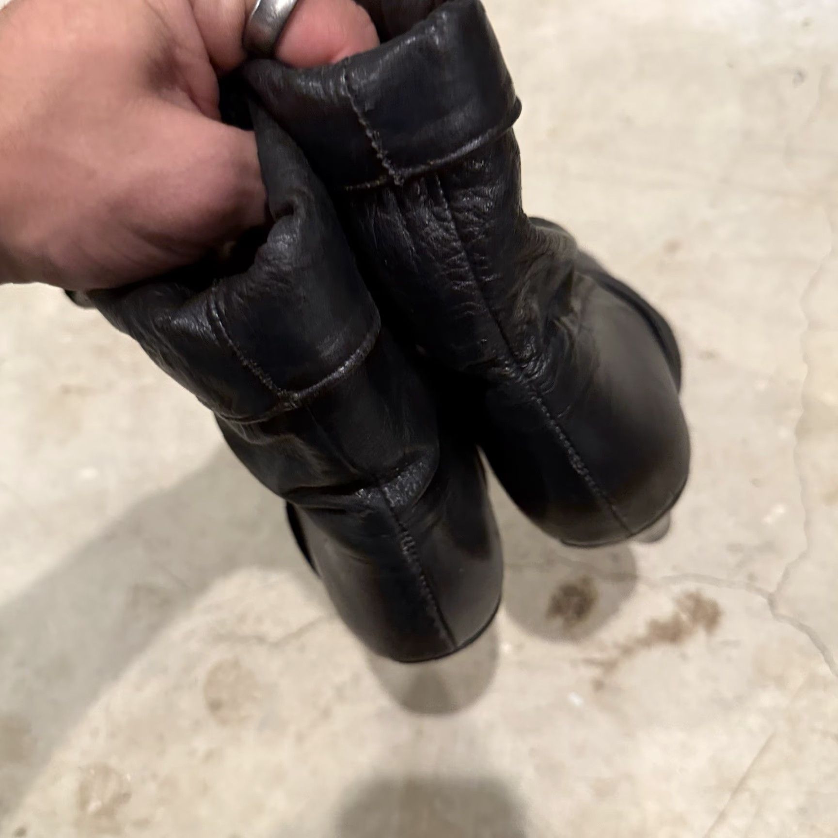 Frye VINTAGE Frye Pull On Slouch Ankle Bootie Black Leather Women's 8.5 M Boho Shoes Size US 9 / IT 39 - 5 Thumbnail