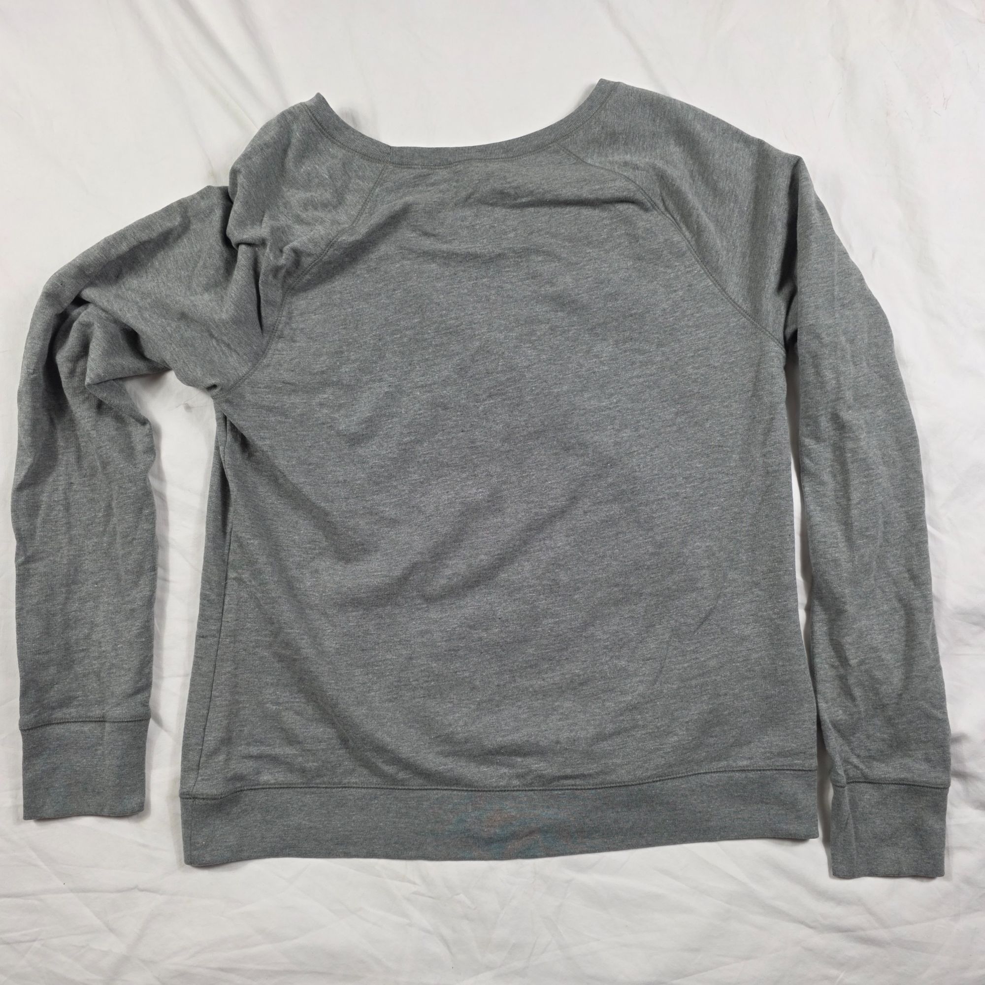 Disney Disney The Little Mermaid Womens Size Large Sweatshirt Gray Size L / US 10 / IT 46 - 2 Thumbnail