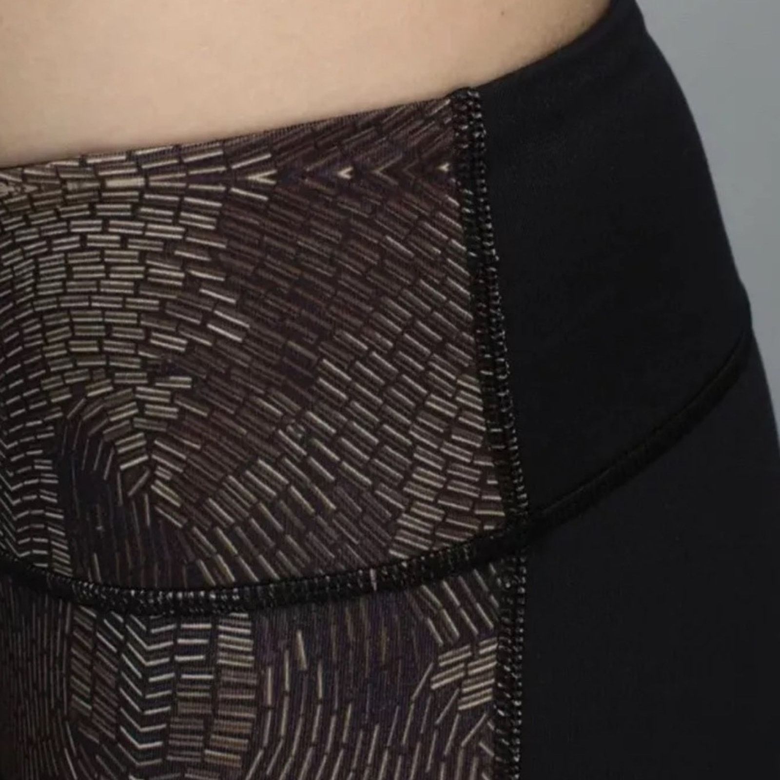Lululemon LULULEMON Wunder Under Crop Bead Envy Black Low Rise Legging Size 28" / US 6 / IT 42 - 10 Thumbnail