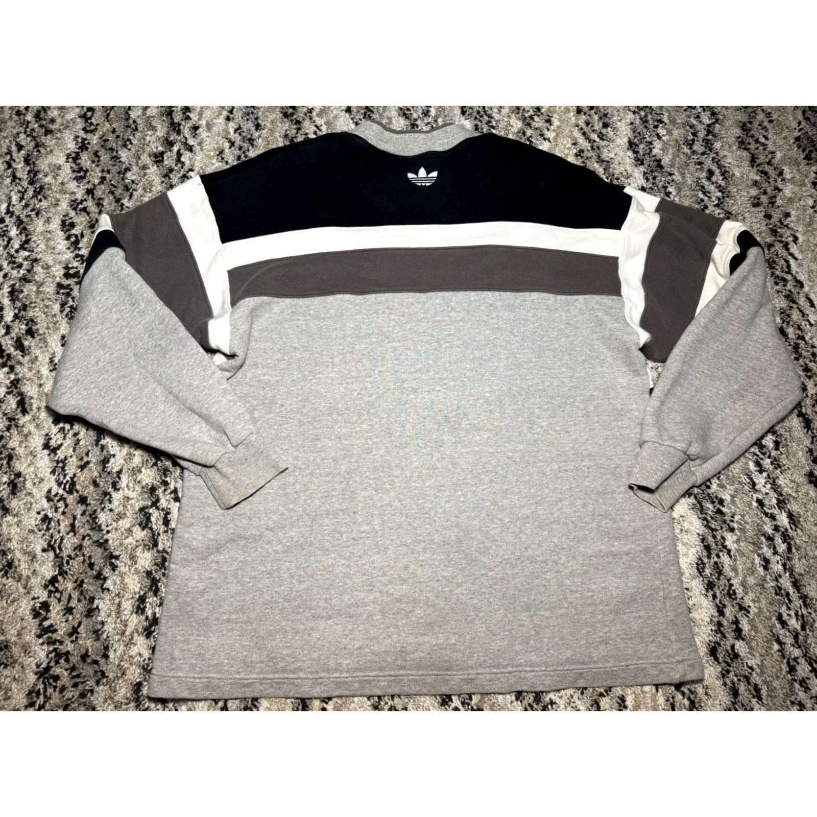 Adidas VINTAGE Adidas Trefoil Sweatshirt Colourblock Men’s XL Black Grey Pullover Size US XL / EU 56 / 4 - 6 Thumbnail