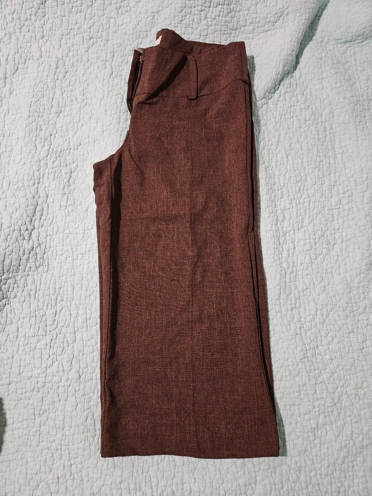 Other Speechless Capri length brown pants size 7 Size 32" / US 10 / IT 46 - 4 Thumbnail
