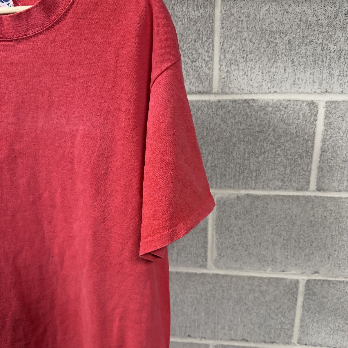 Vintage 90s Sun Faded Thrashed Red Blank Shirt ERD Grunge Chrome Size US XL / EU 56 / 4 - 3 Thumbnail