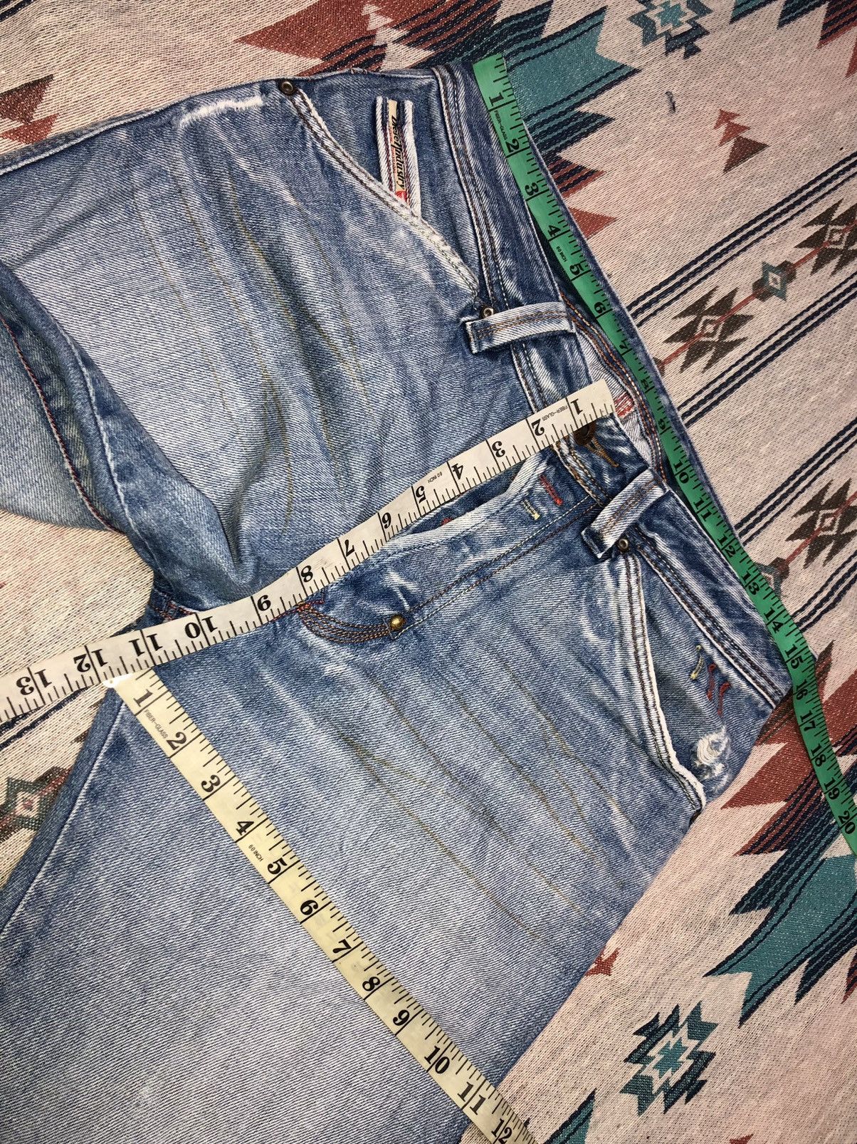 Diesel VINTAGE DIESEL DISTRESSED DENIM Size US 31 - 9 Thumbnail