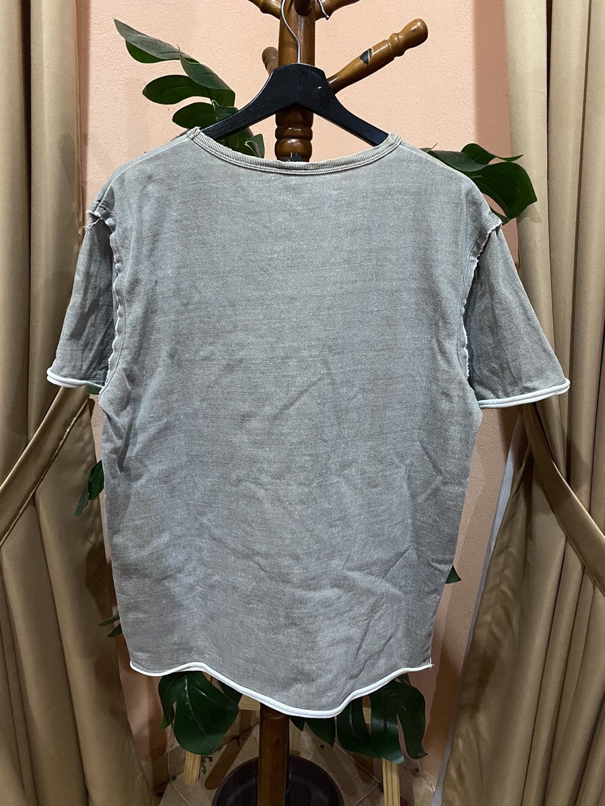 SHIPS Ships Vintage Beige Distressed T-Shirt – Size US L / EU 52-54 / 3 - 6 Thumbnail
