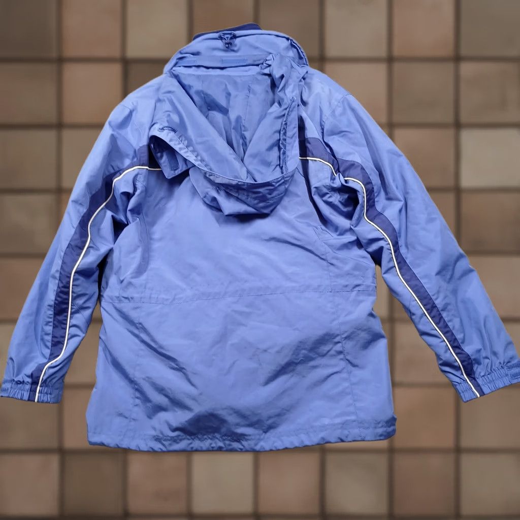 Vintage L.L.Bean Women's Petite Medium Blue Hooded Jacket Windbreaker Water Resistant Full Zip Lightweight Coat Winter Ski Snow Outfit Size M / US 6-8 / IT 42-44 - 1 Thumbnail