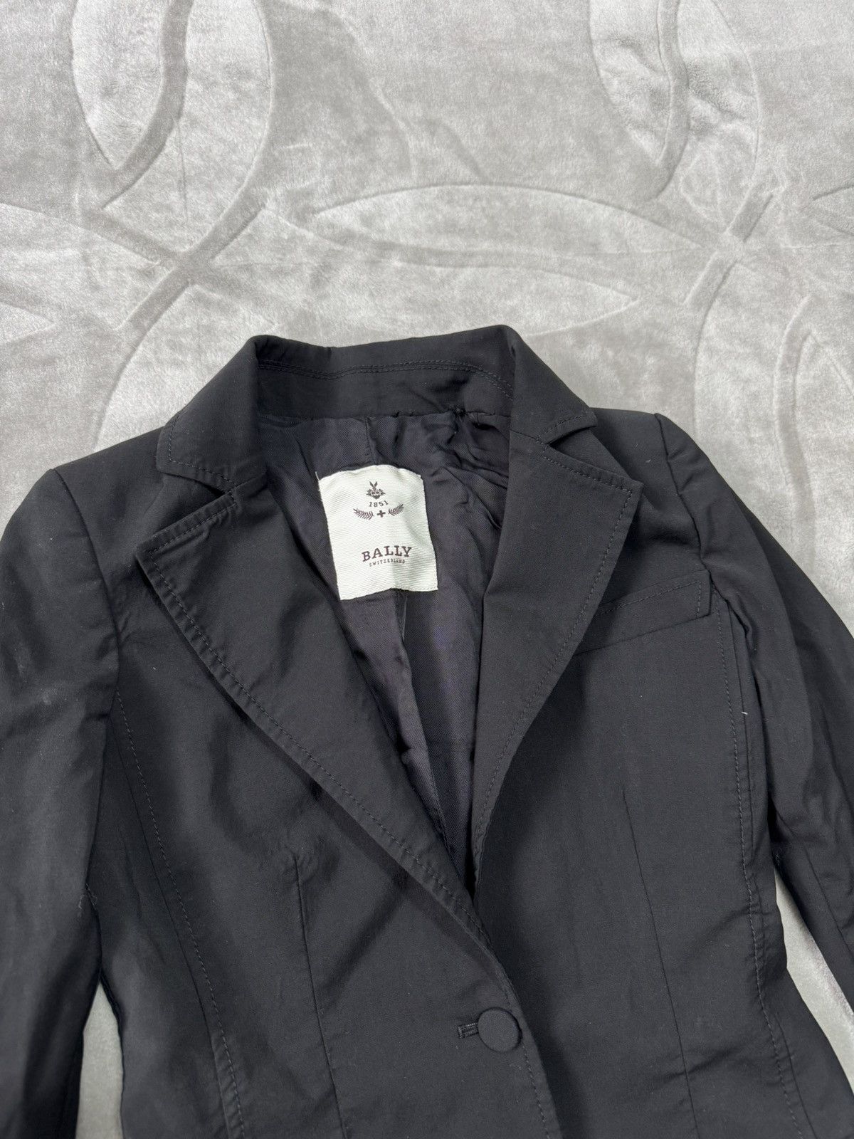 Bally Bally Switzerland Suit Jacket Blazer Wool Black size 34 XS Size XS / US 0-2 / IT 36-38 - 6 Thumbnail