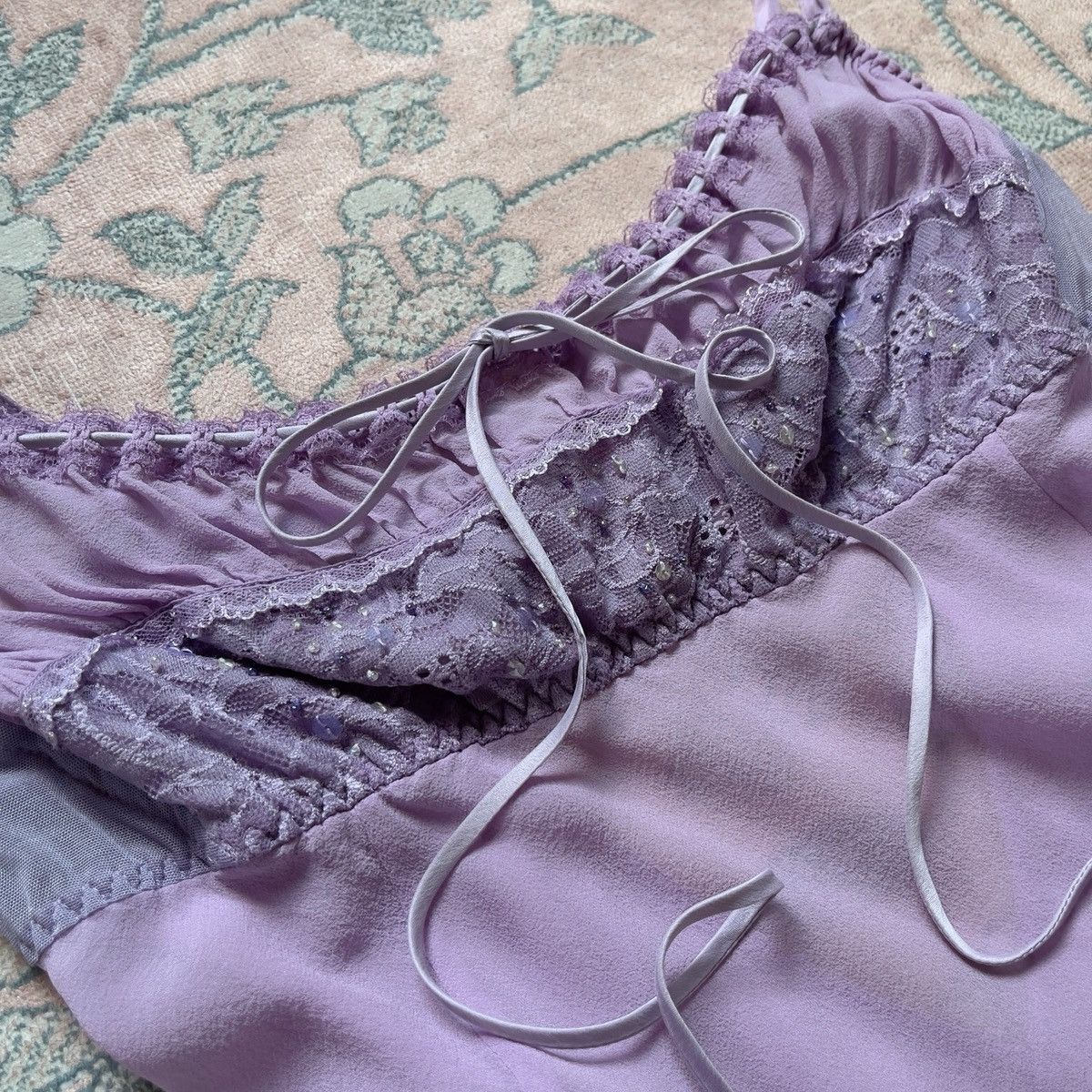 Victoria's Secret Victoria’s Secret Lavender Silk Mini Slip Dress (S) Size S / US 4 / IT 40 - 9 Thumbnail