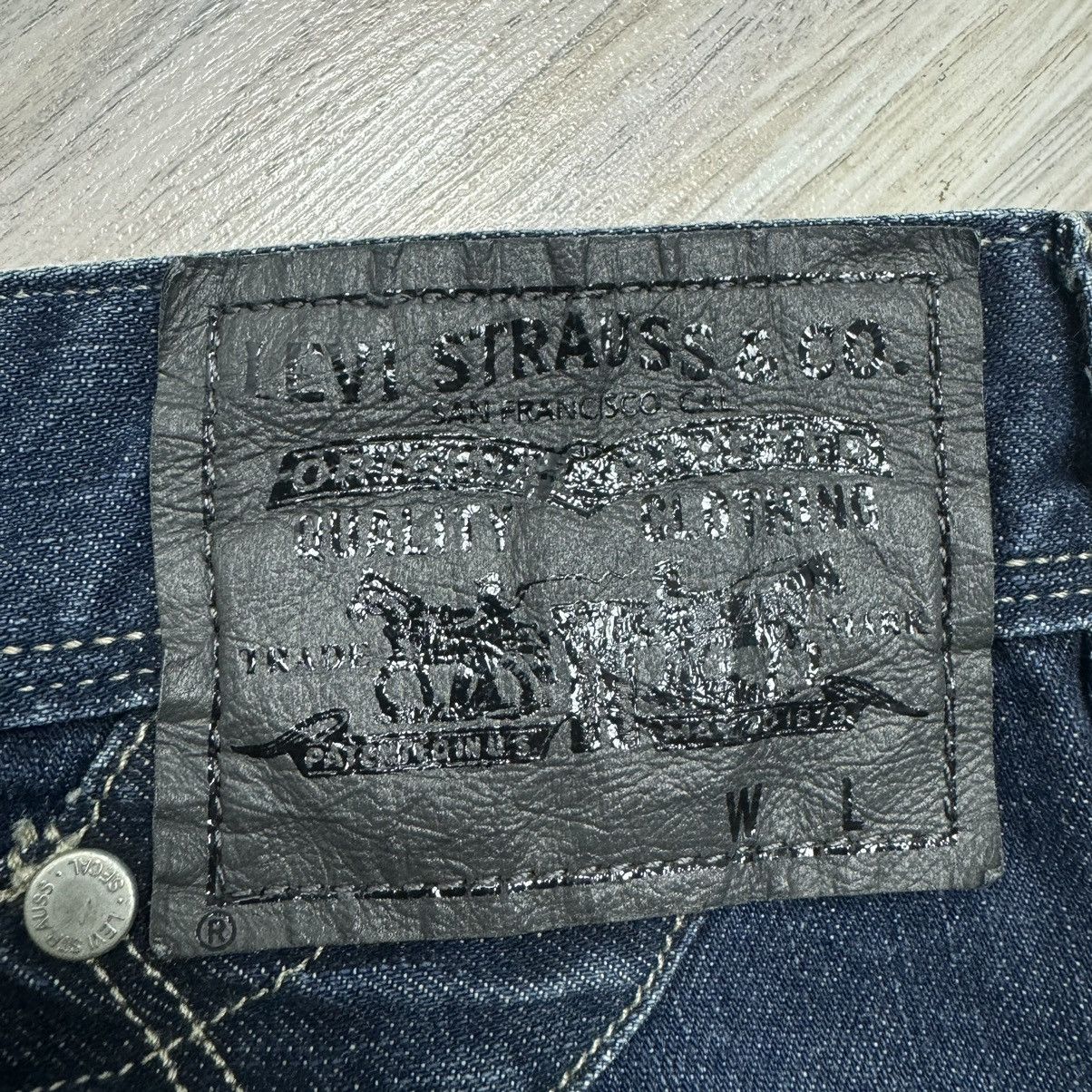 Levi's Rare Levi’s Y2K 3D Cinch Back Avant Garde Denim 3/4 Shorts Size US 30 / EU 46 - 19 Thumbnail