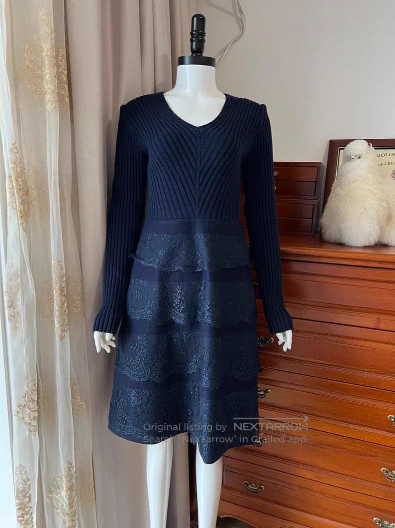 Valentino Valentino Main line long-sleeved dress Size S / US 4 / IT 40 - 1 Thumbnail