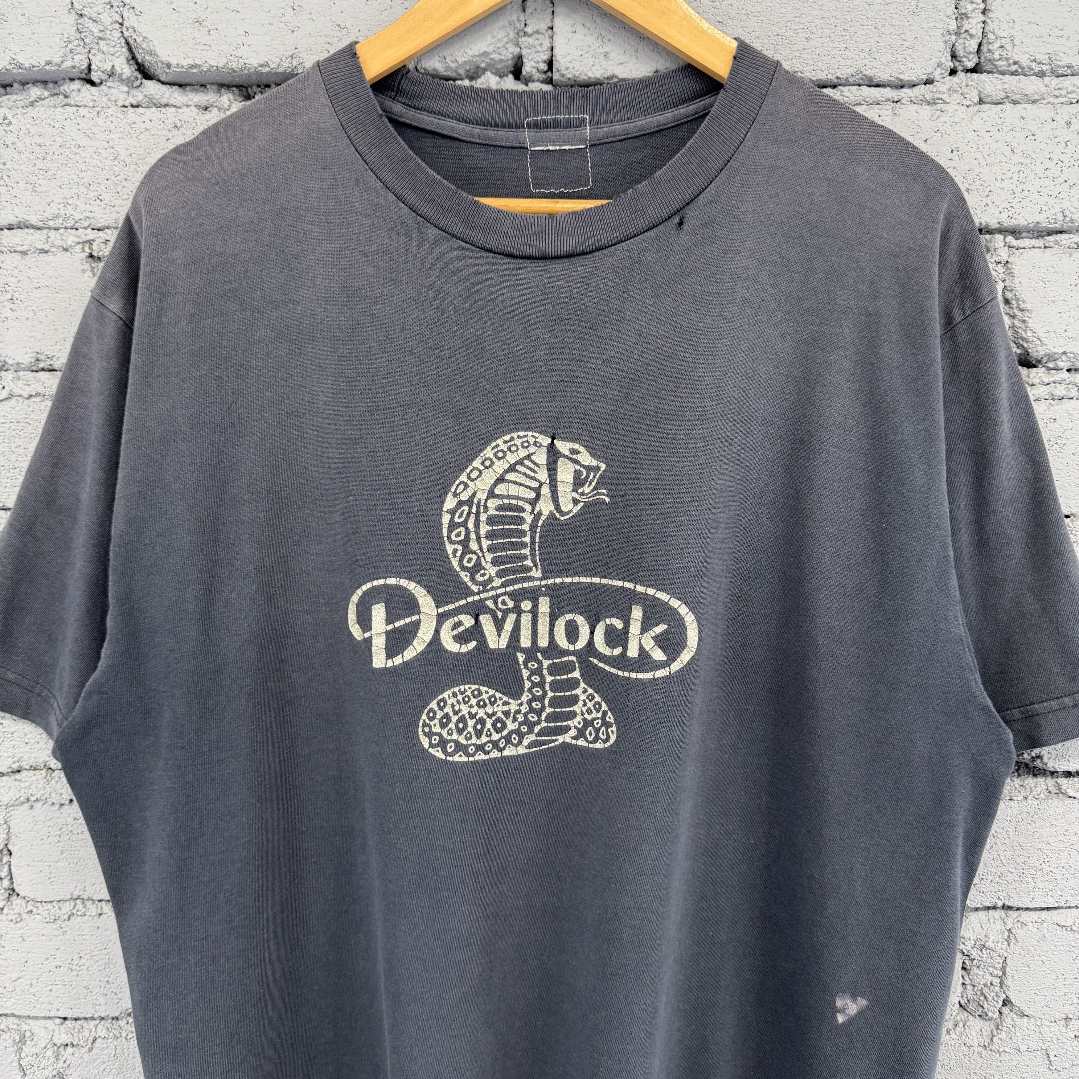 Vintage Devilock Gold Cobra Japanese Brand Sunfaded Tshirt Size US L / EU 52-54 / 3 - 3 Thumbnail